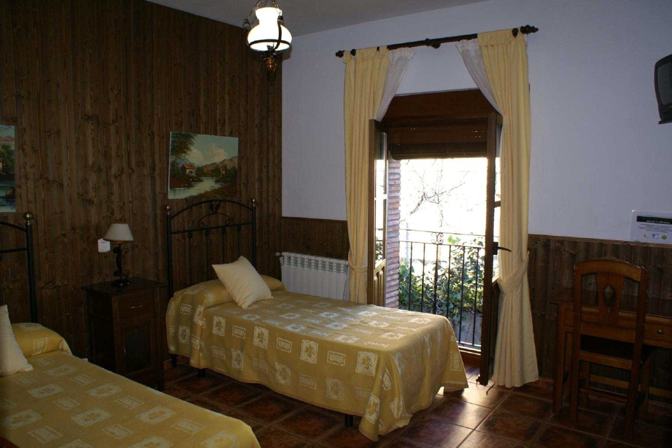 Casa Rural Peña Falcón en Monfragüe hasta 15 personas