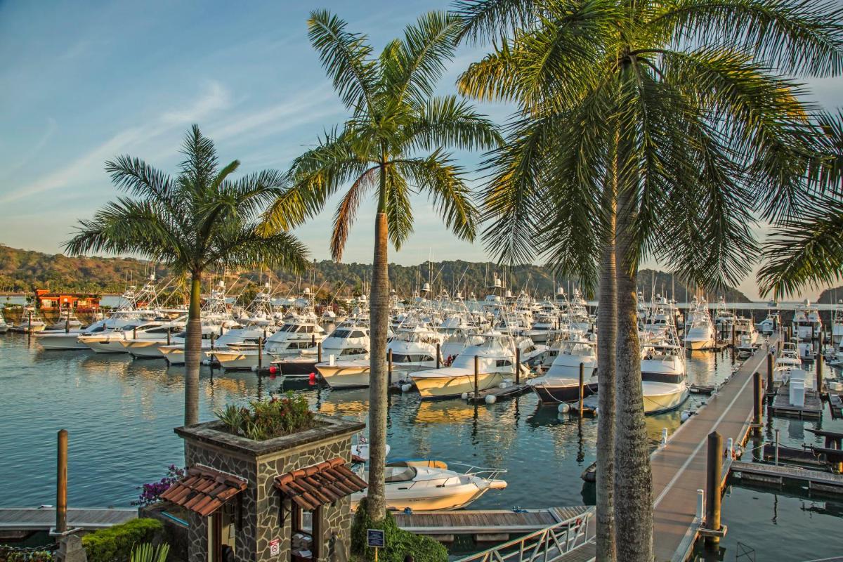 Hotel HRG Condos at Los Sueños