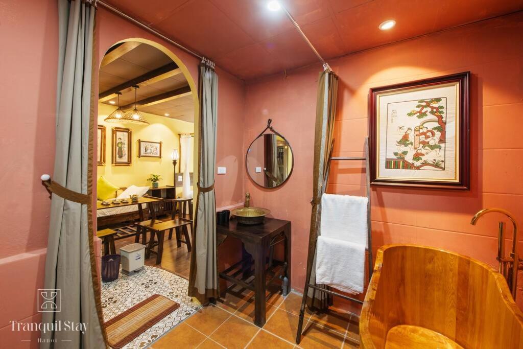 Old Quarter Lux Boutique Train View Studio Retreat