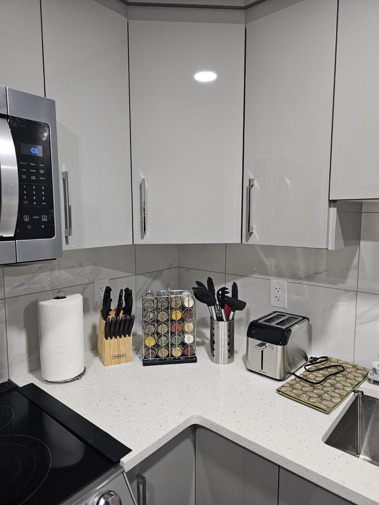 Contemporary Two Bedroom Basement Suite