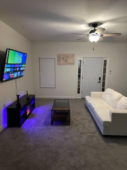 Spacious Atlanta Duplex 3 BRs