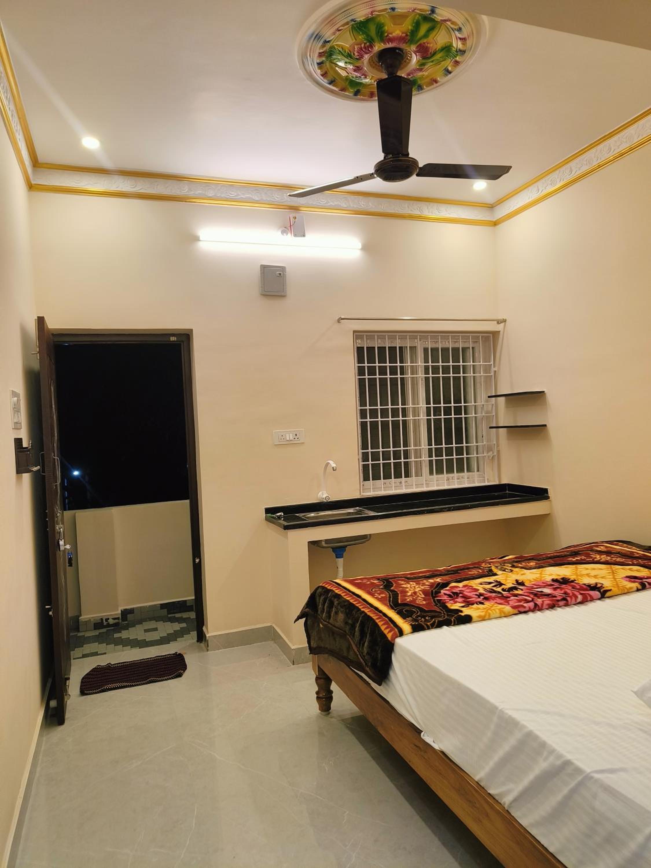 Liya guest house