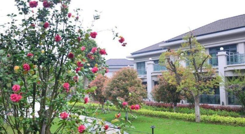 New Century Resort Yuyao Siming Lake