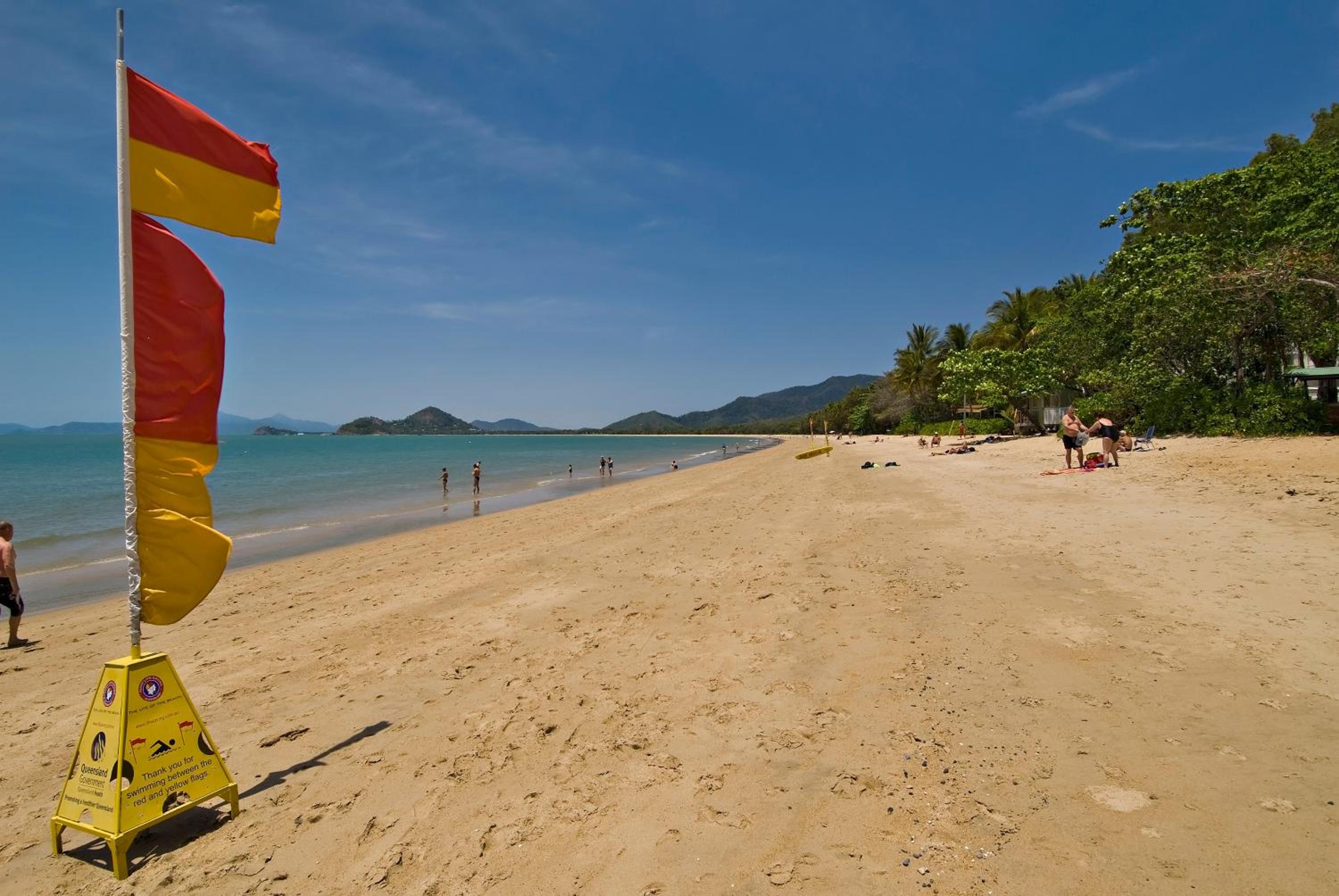 On Palm Cove Beachfront Apartments