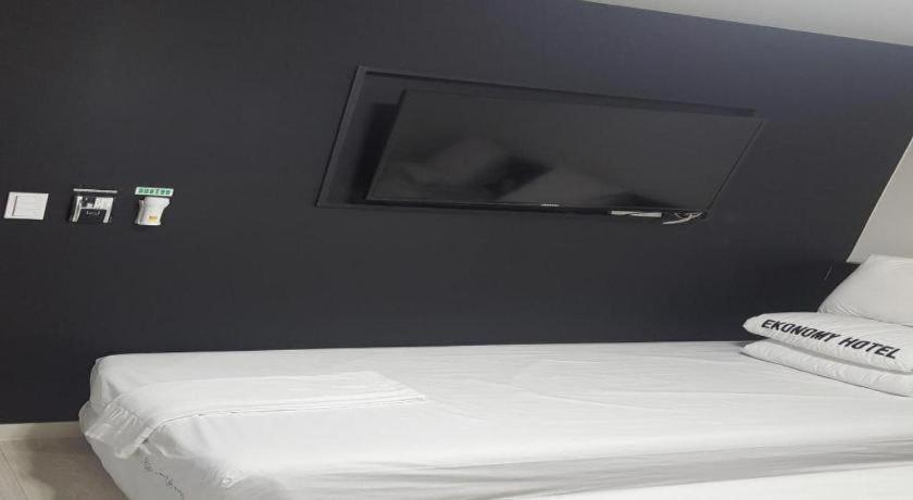 Ekonomy Hotel Nampo
