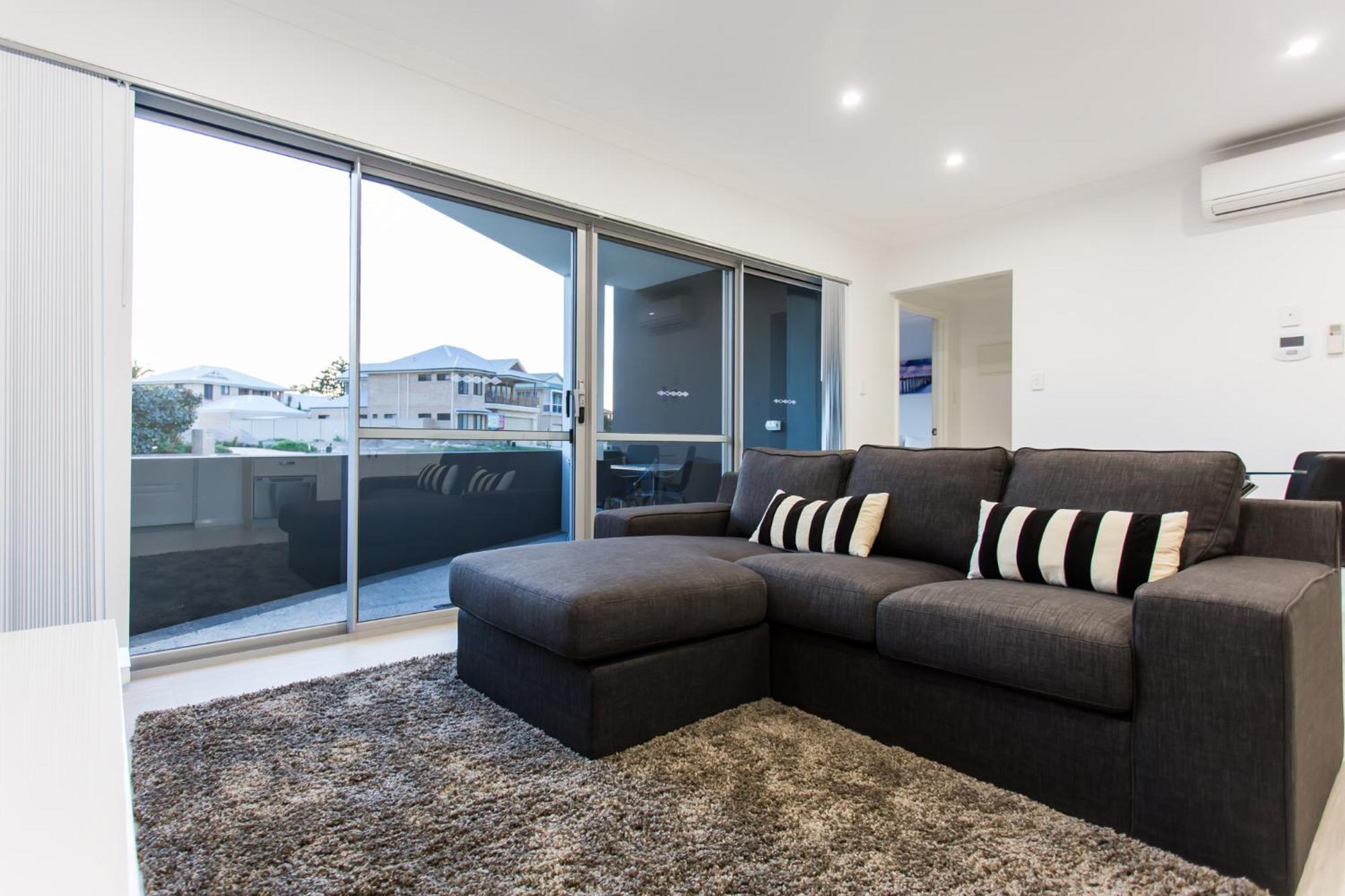 Reflections By Rockingham Apartments