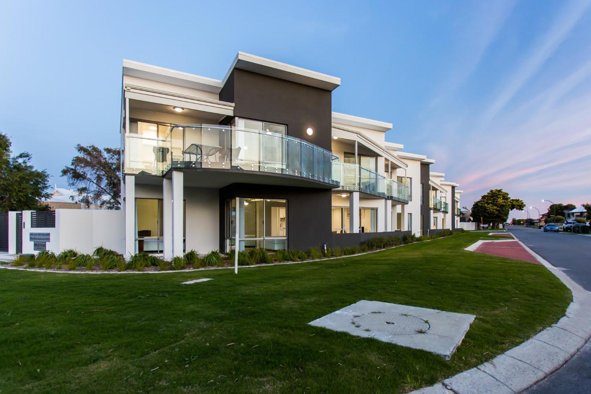 Reflections By Rockingham Apartments