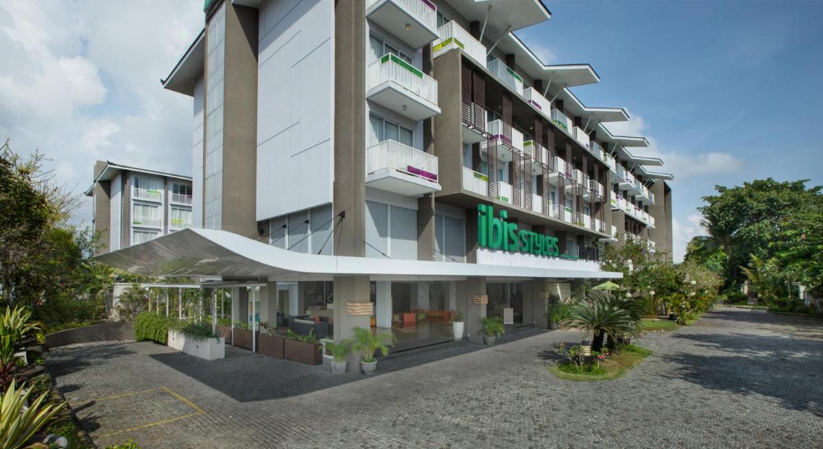 Hotel Ibis Styles Bali Benoa - Image 1