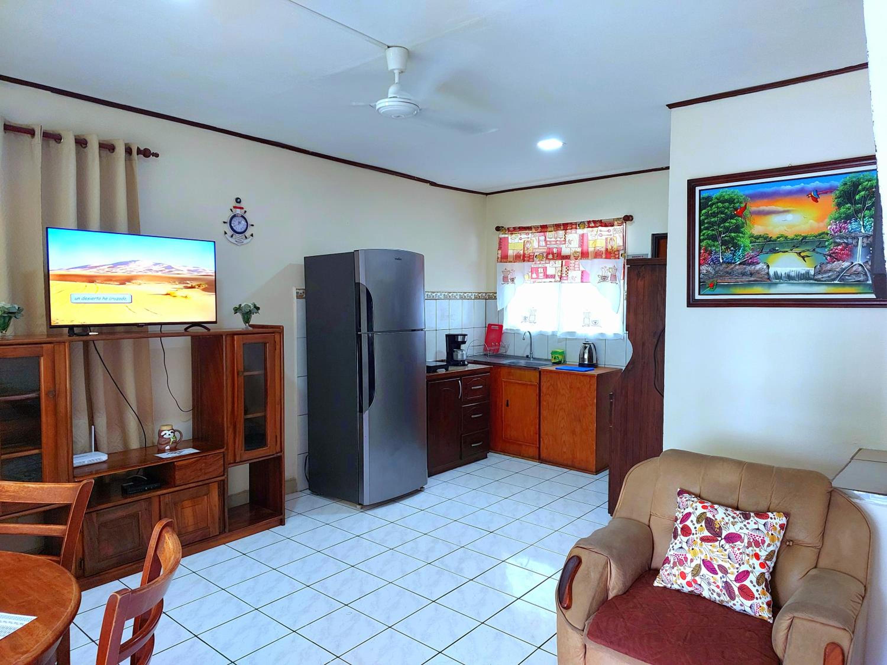 Casa del Pacífico en Puntarenas Centro con parqueo