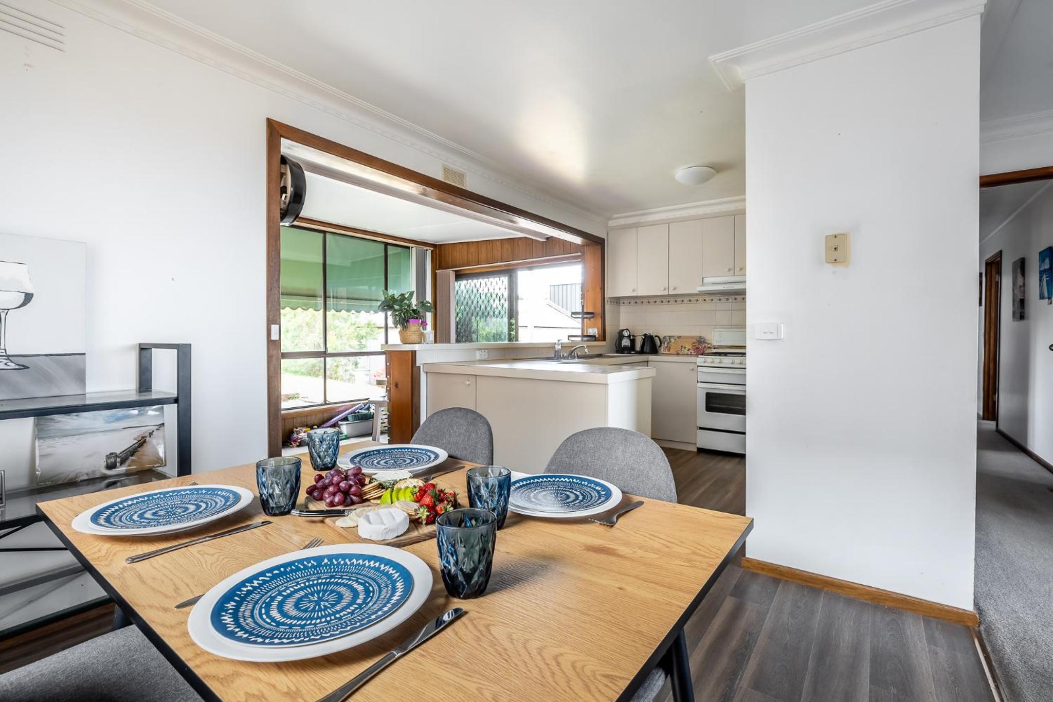 Bluff Views, Pet Friendly, Large Secure Yard