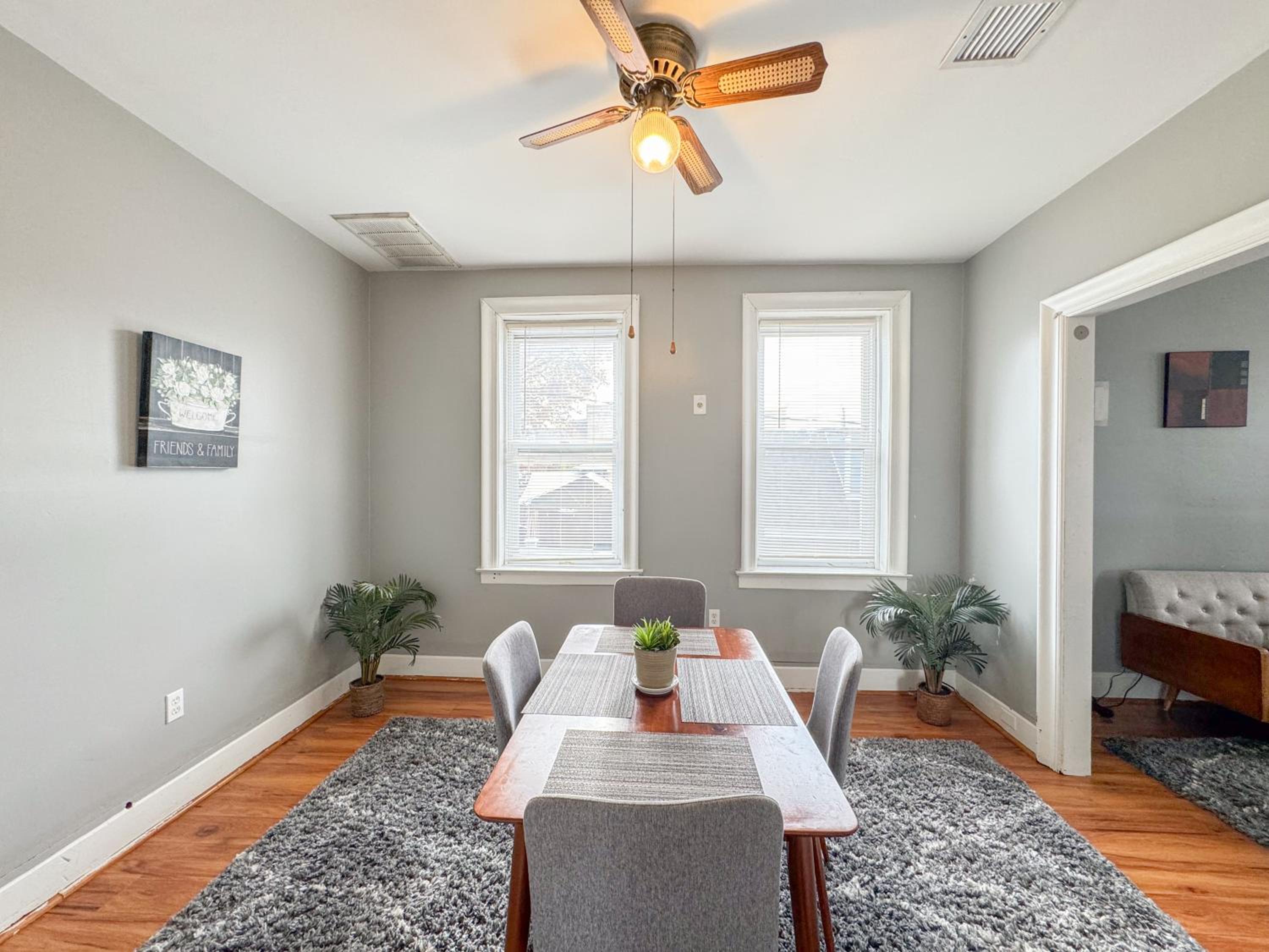 3 bed 1 bath FREE parking near NYC