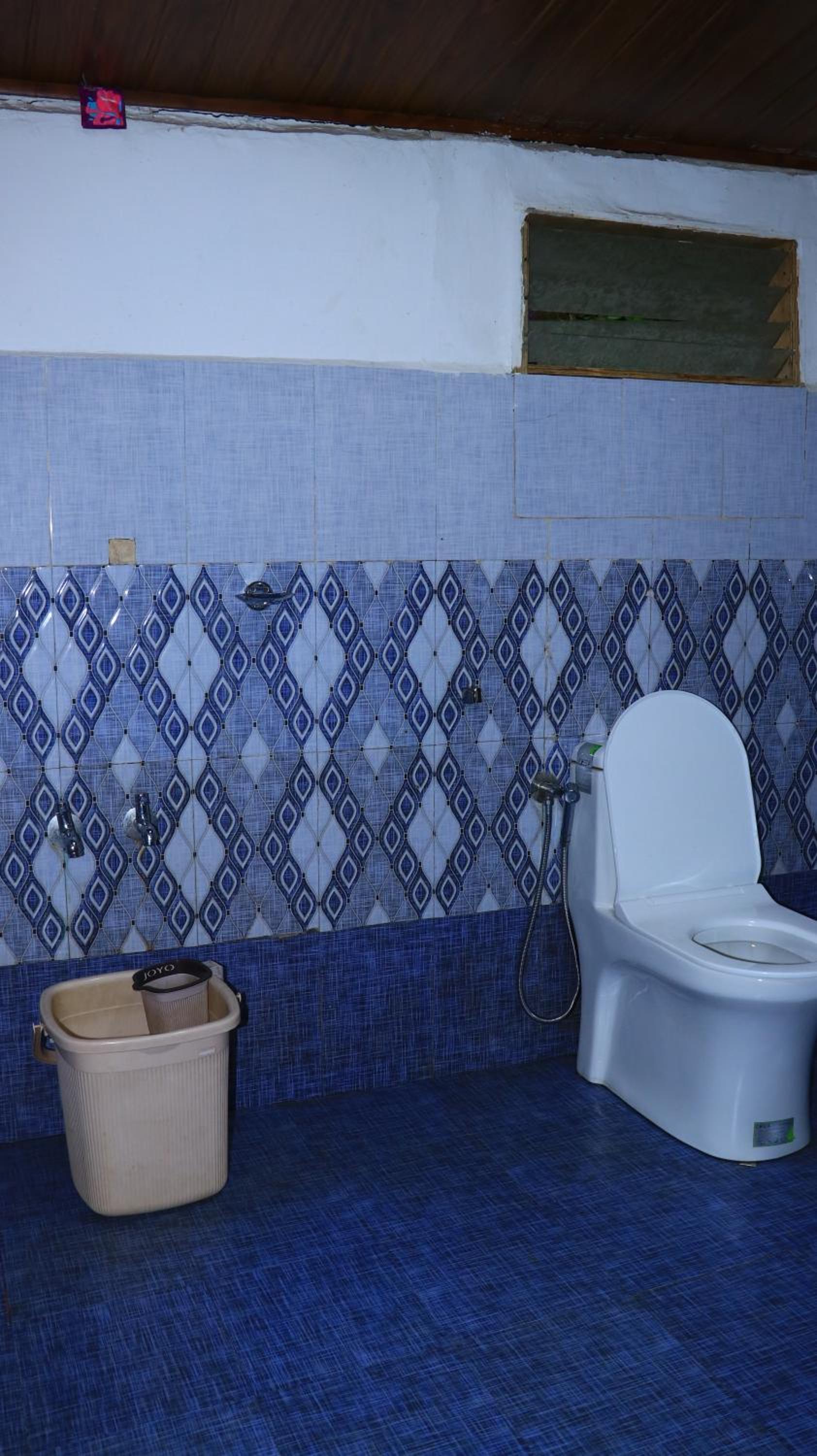 NAVANEETH HOMESTAY