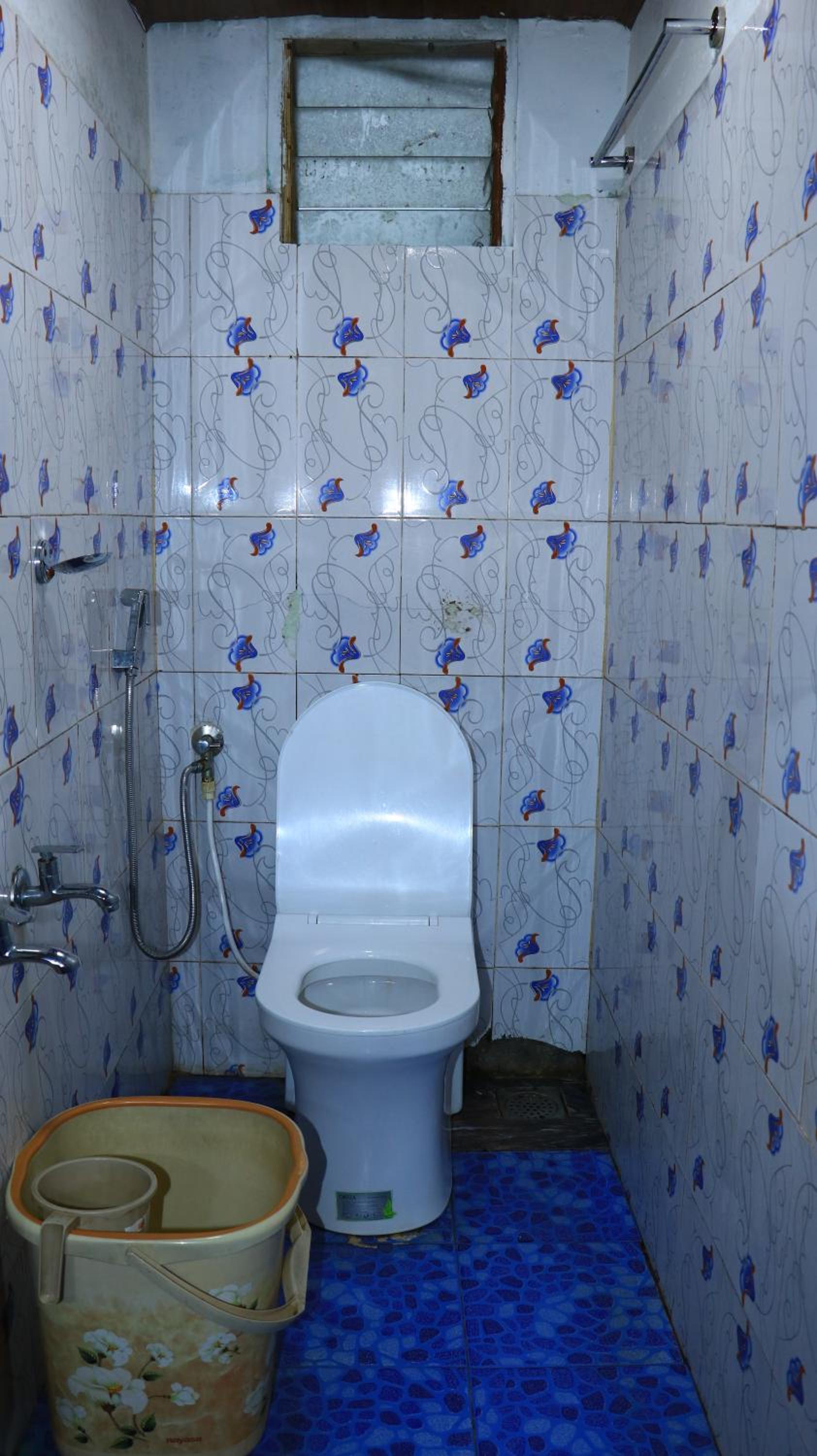 NAVANEETH HOMESTAY