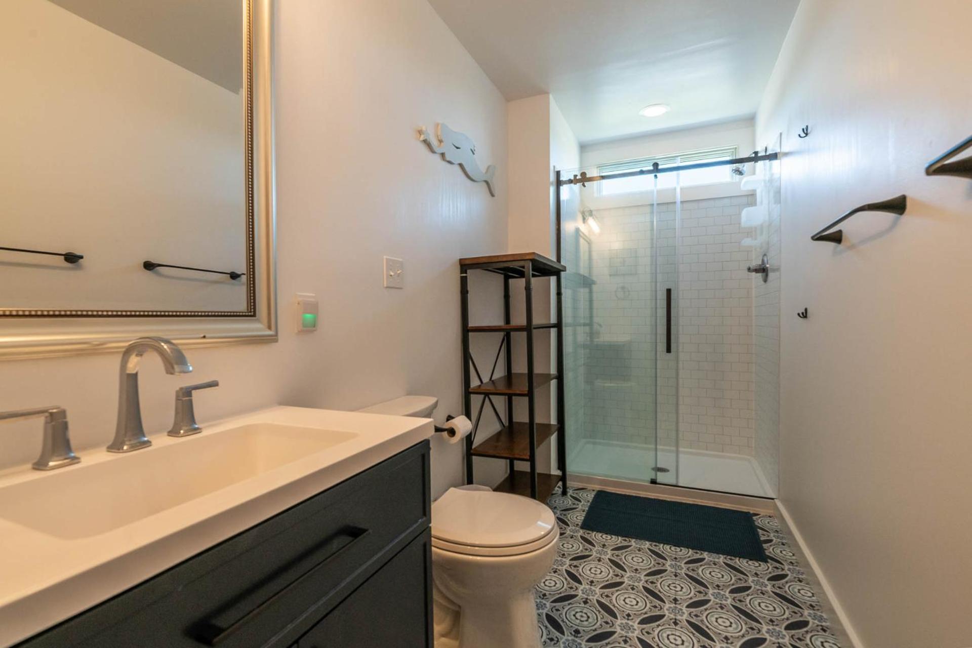 Oasis - Corolla, Ocean Sands, 20 Yards to Beach, Pool, Hot Tub, Pets OK