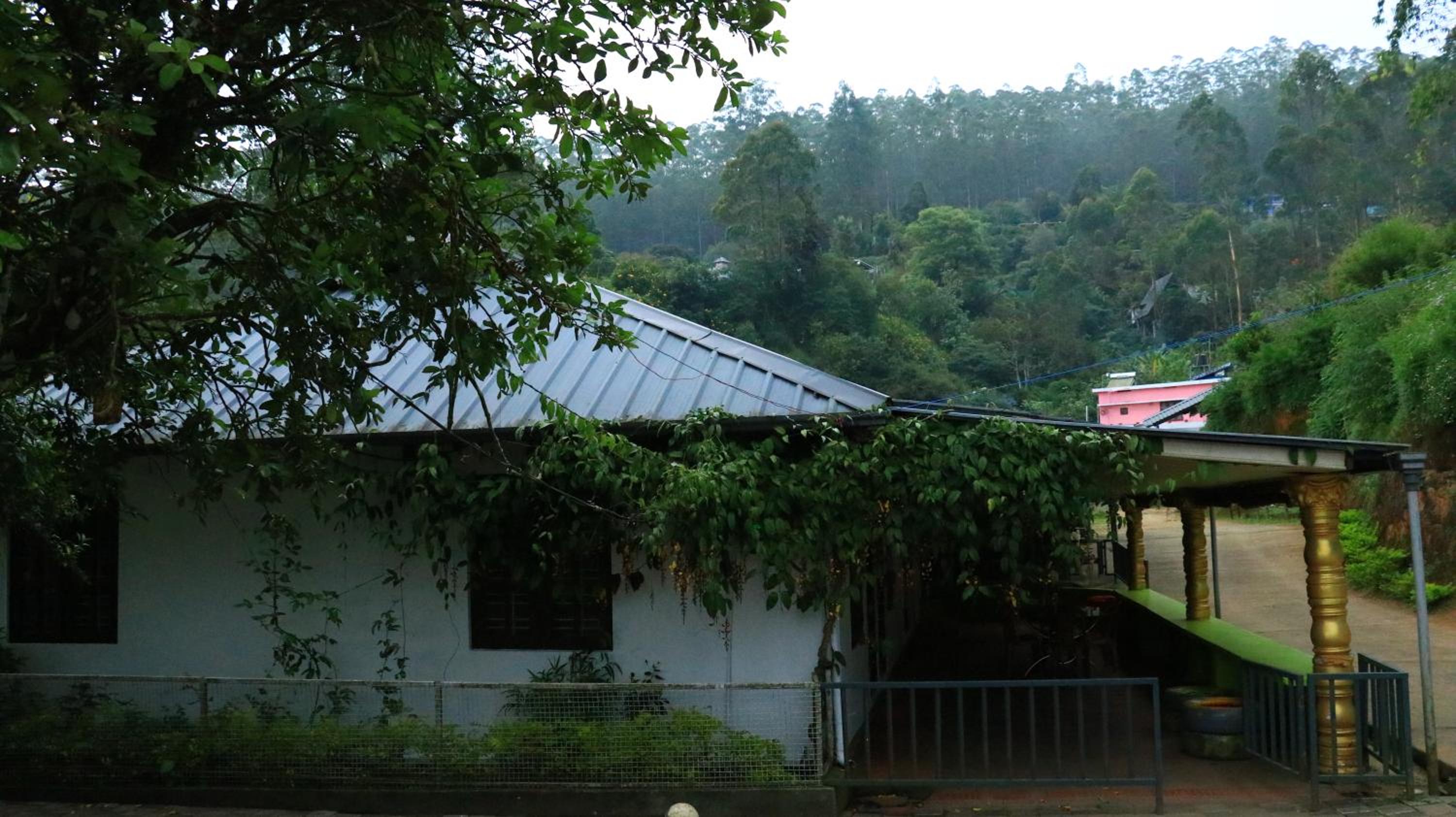 NAVANEETH HOMESTAY