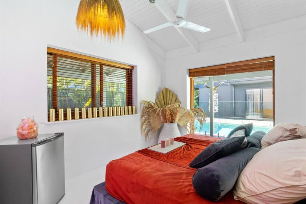 Desert Flame - Private Oasis near the Beach