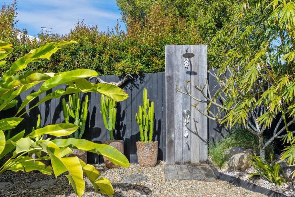 Desert Flame - Private Oasis near the Beach