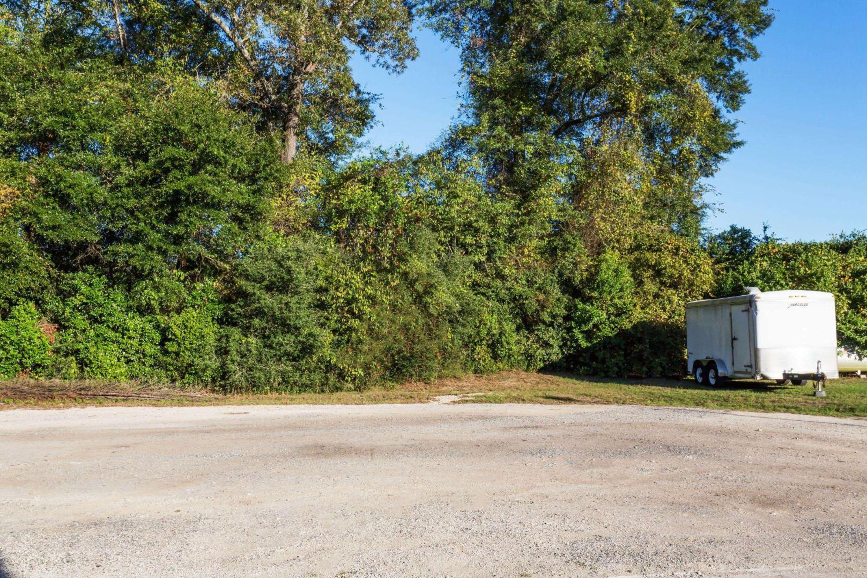 Marianna Vacations - Super 8 by Wyndham Marianna - Property Image 10