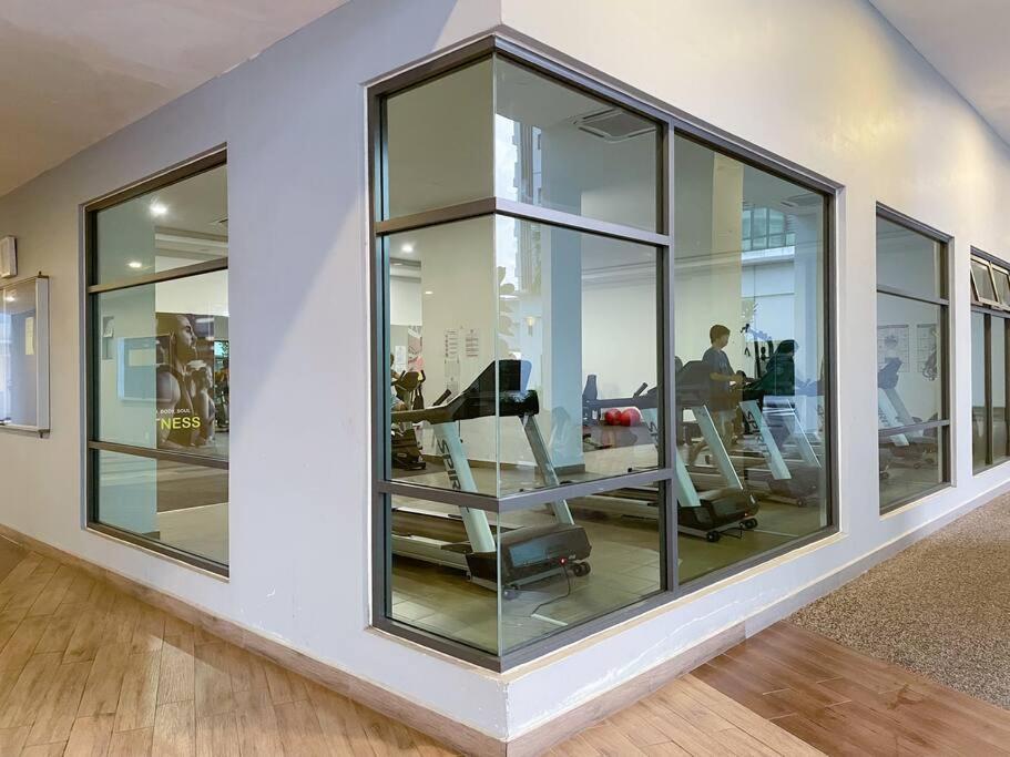 Comfy Home ARC Austin Hill