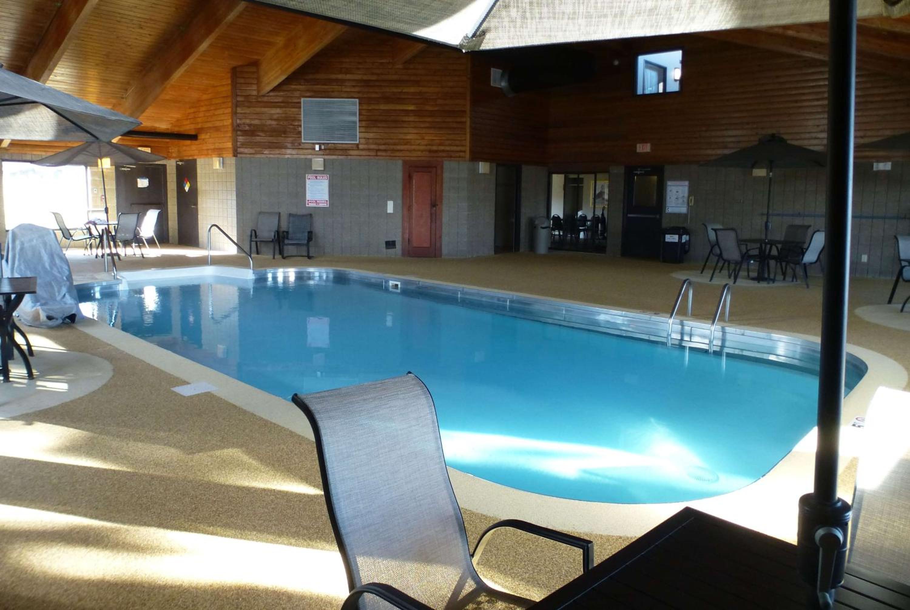 AmericInn by Wyndham Mitchell view 4