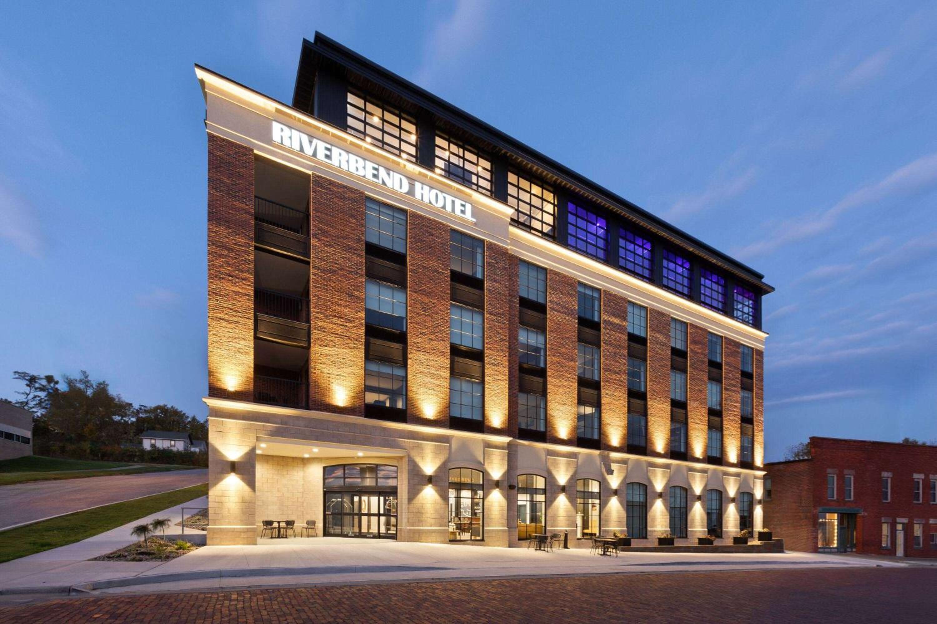 Riverbend Hotel and Suites, Trademark Collection by Wyndham view 3