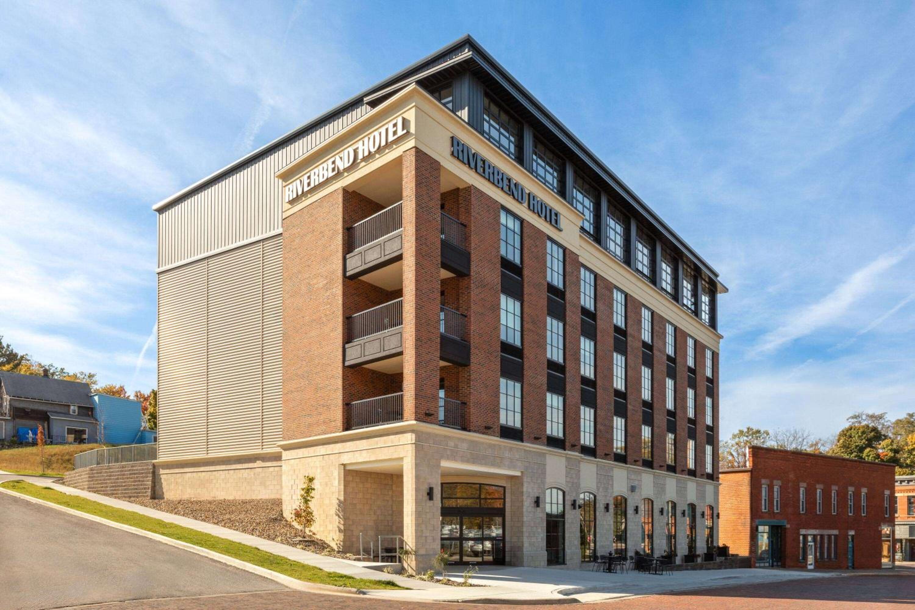 Riverbend Hotel and Suites, Trademark Collection by Wyndham view 5