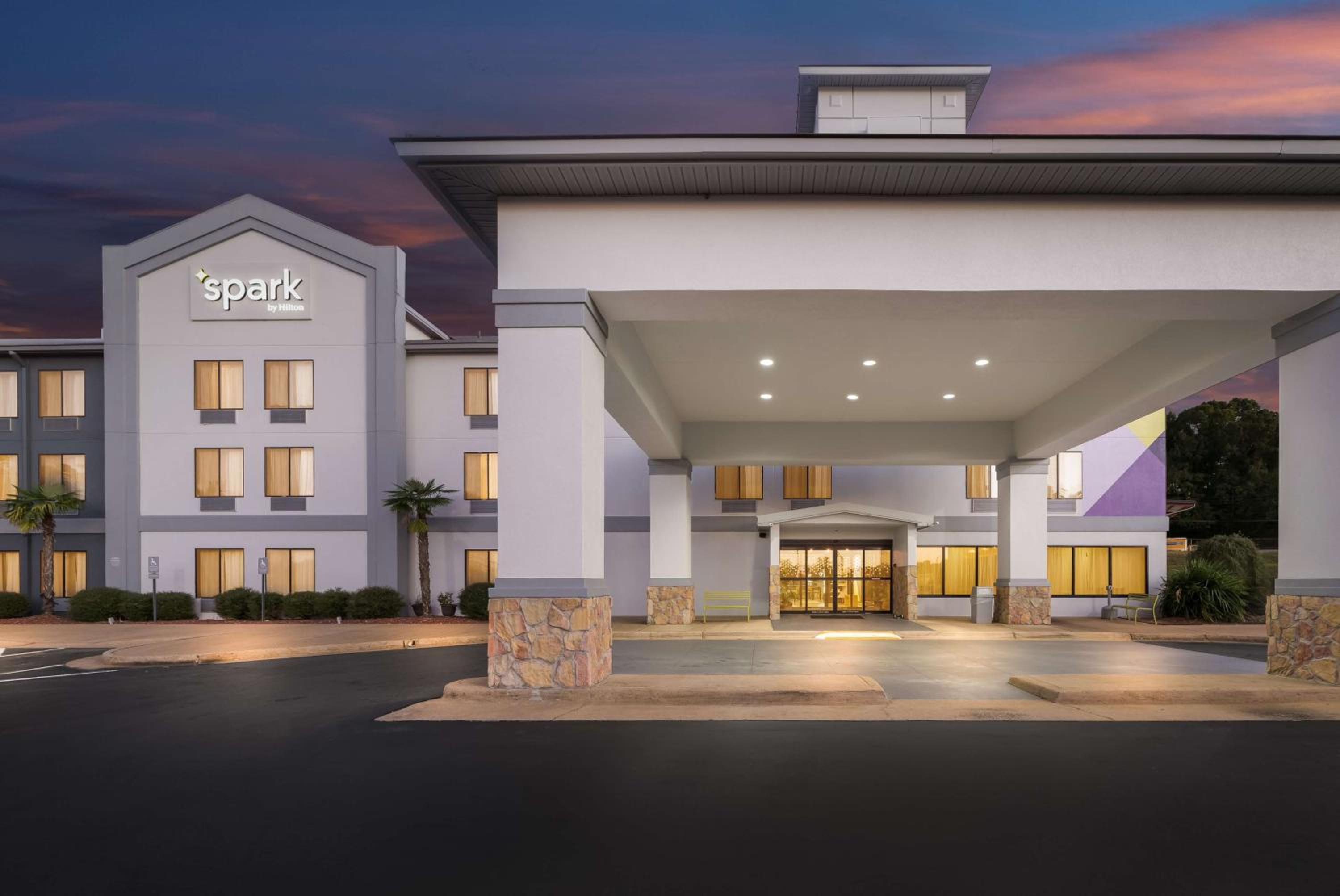Spark by Hilton Tuscaloosa University view 5
