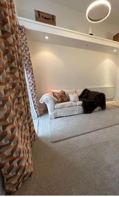 Freddies Boutique Retreat Near Porthcawl