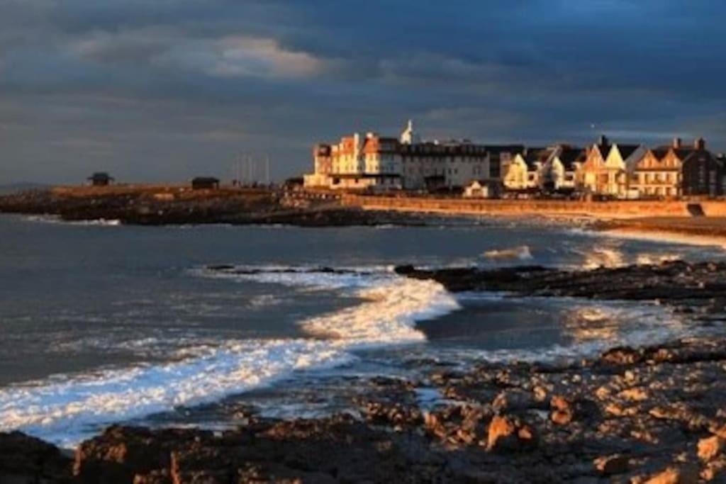 Freddies Boutique Retreat Near Porthcawl