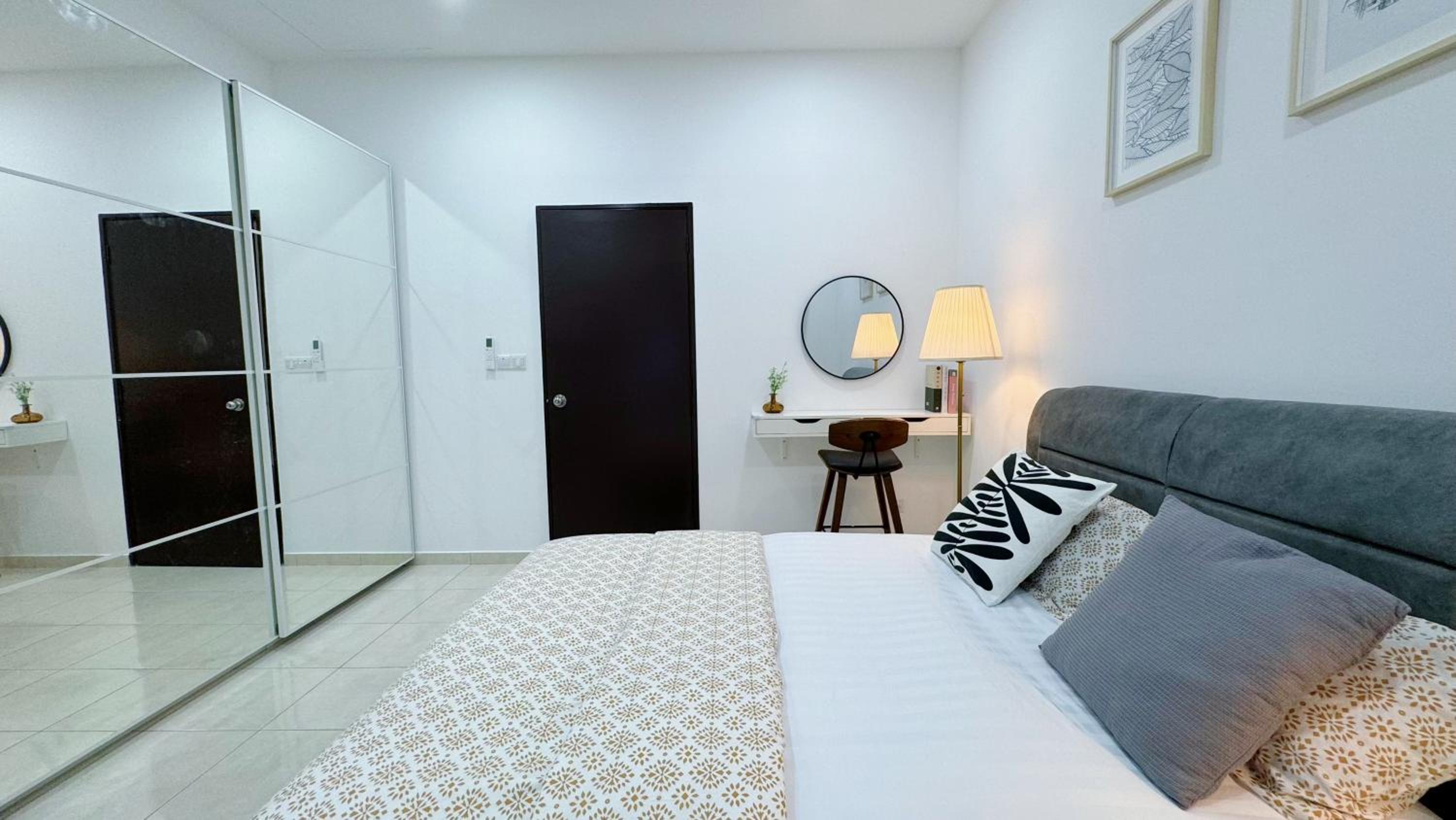 KLIA Sepang Charming 4-Bedroom Blissful Double-Storey Homestay view 5