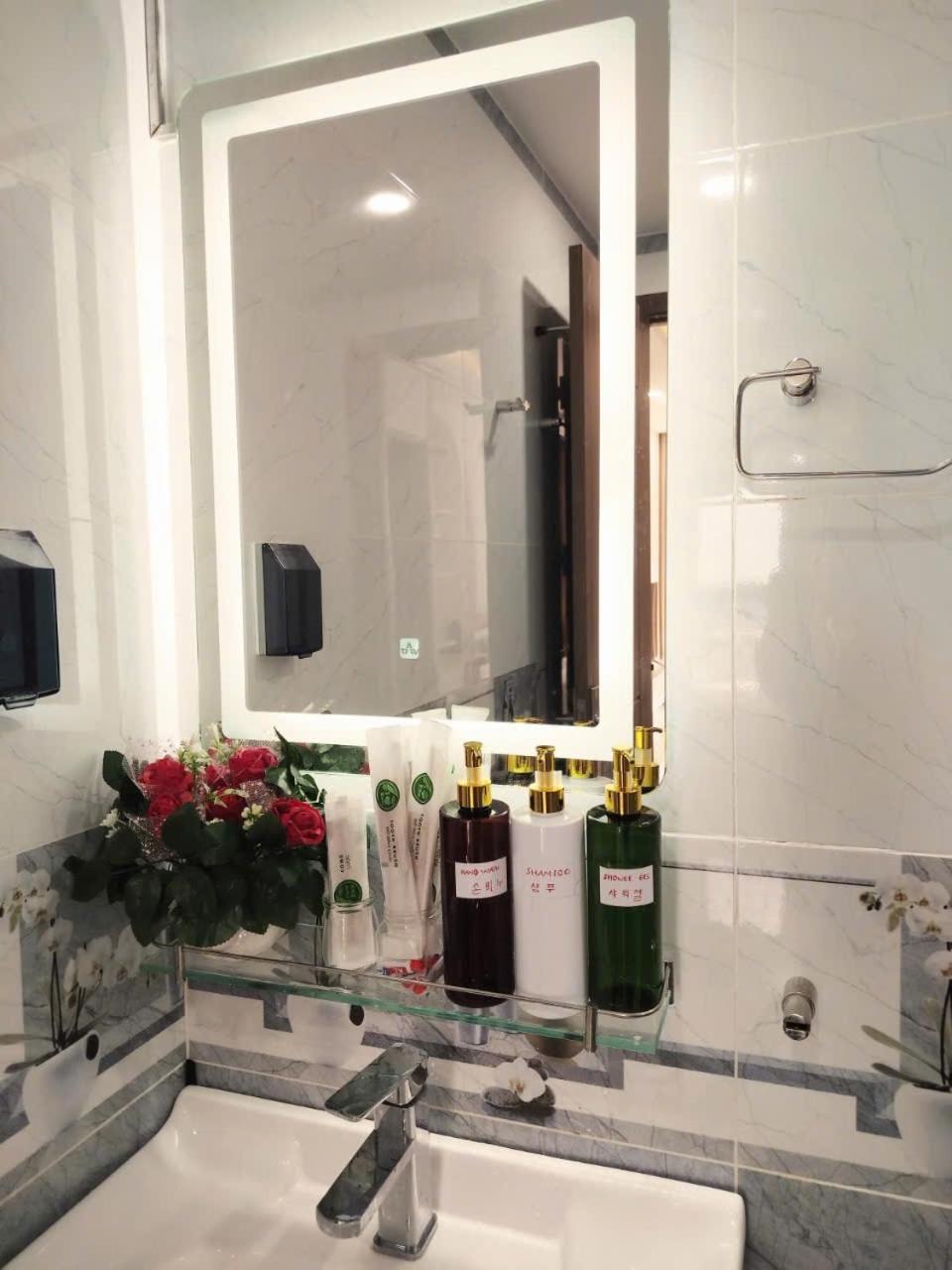 Luxury Apartment - near SECC, near university RMIT, District 7