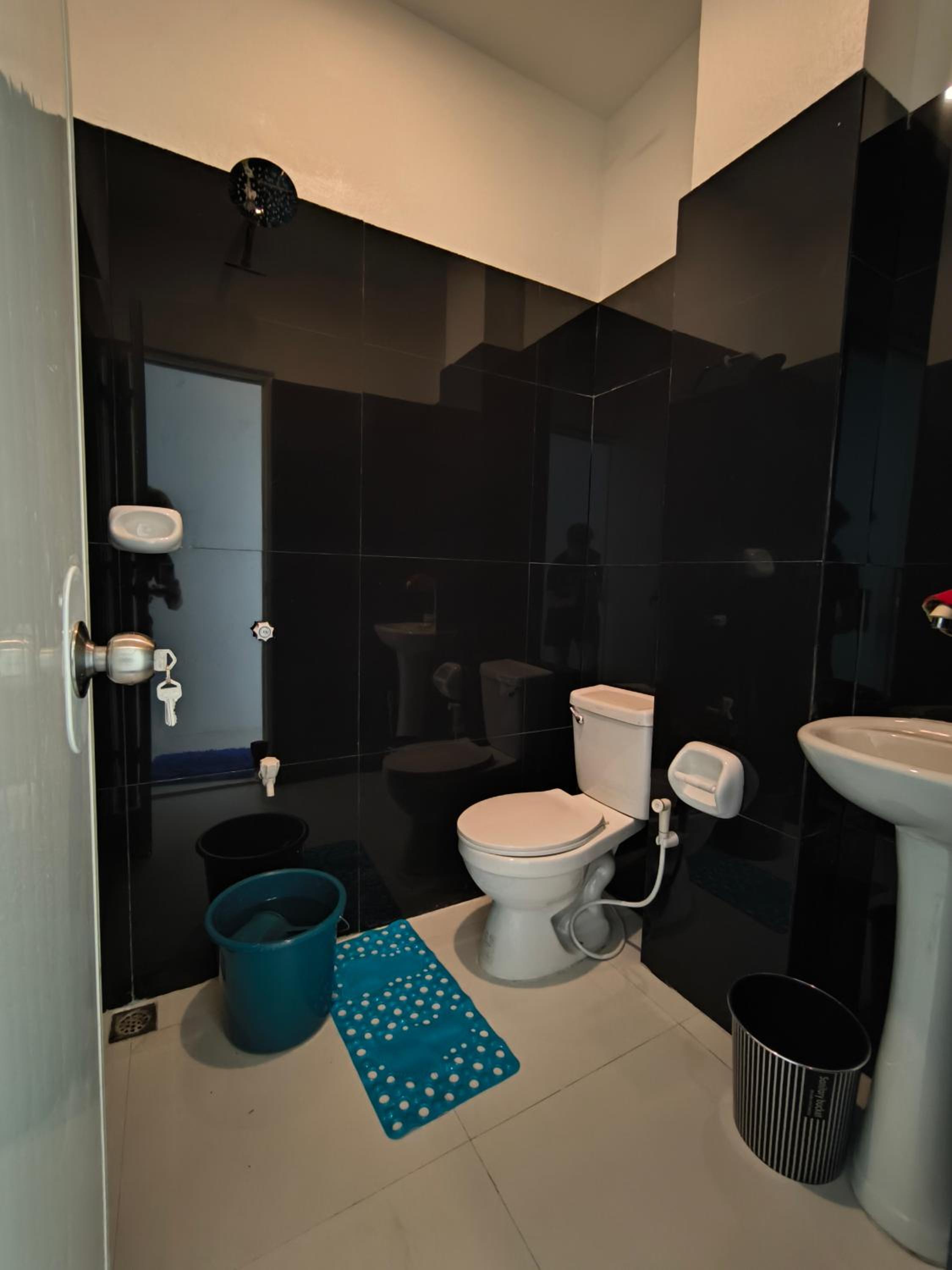 RR WIN Lodging House - Santa Fe Bantayan Island view 2