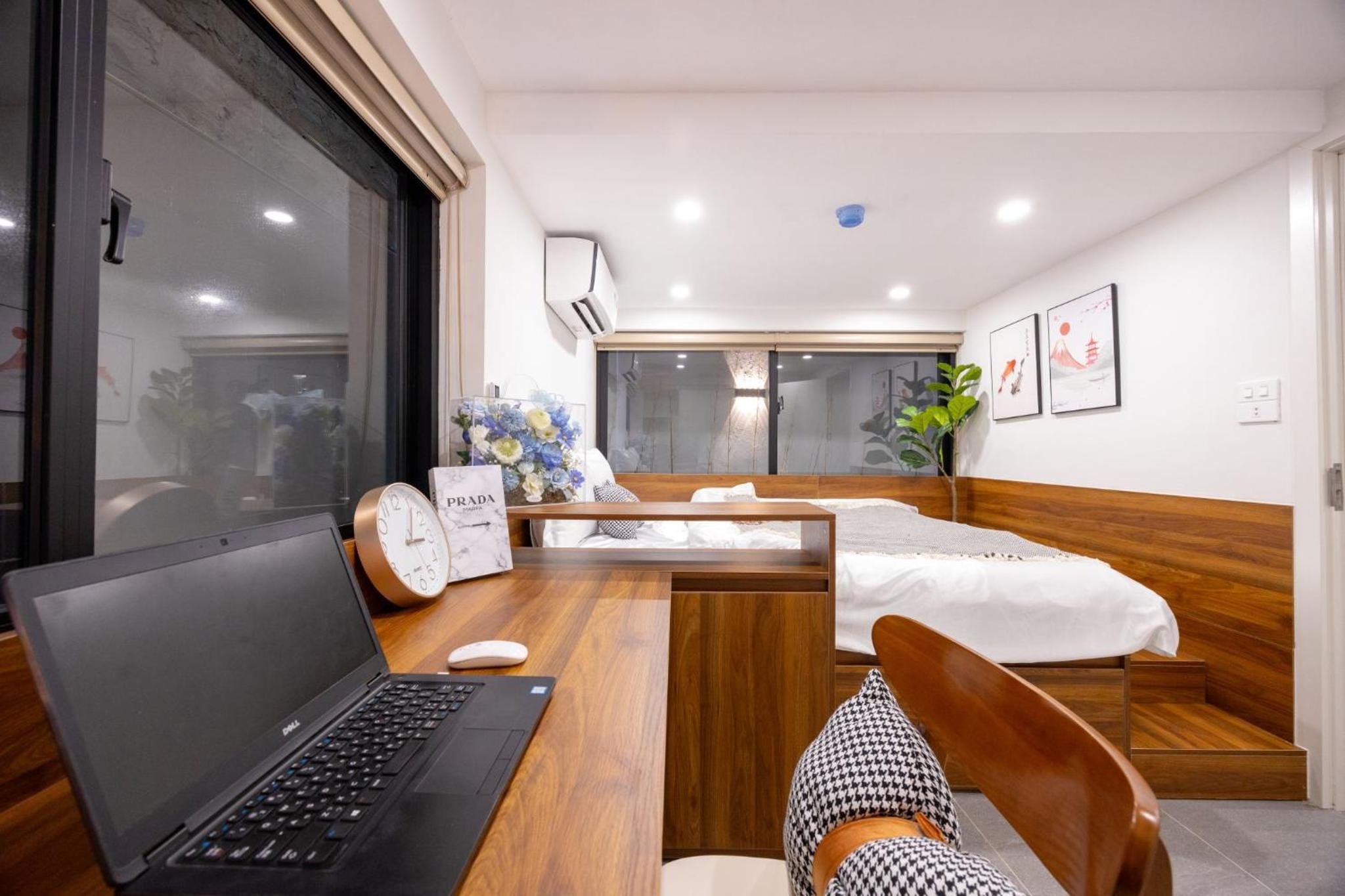 Urchin Apartment