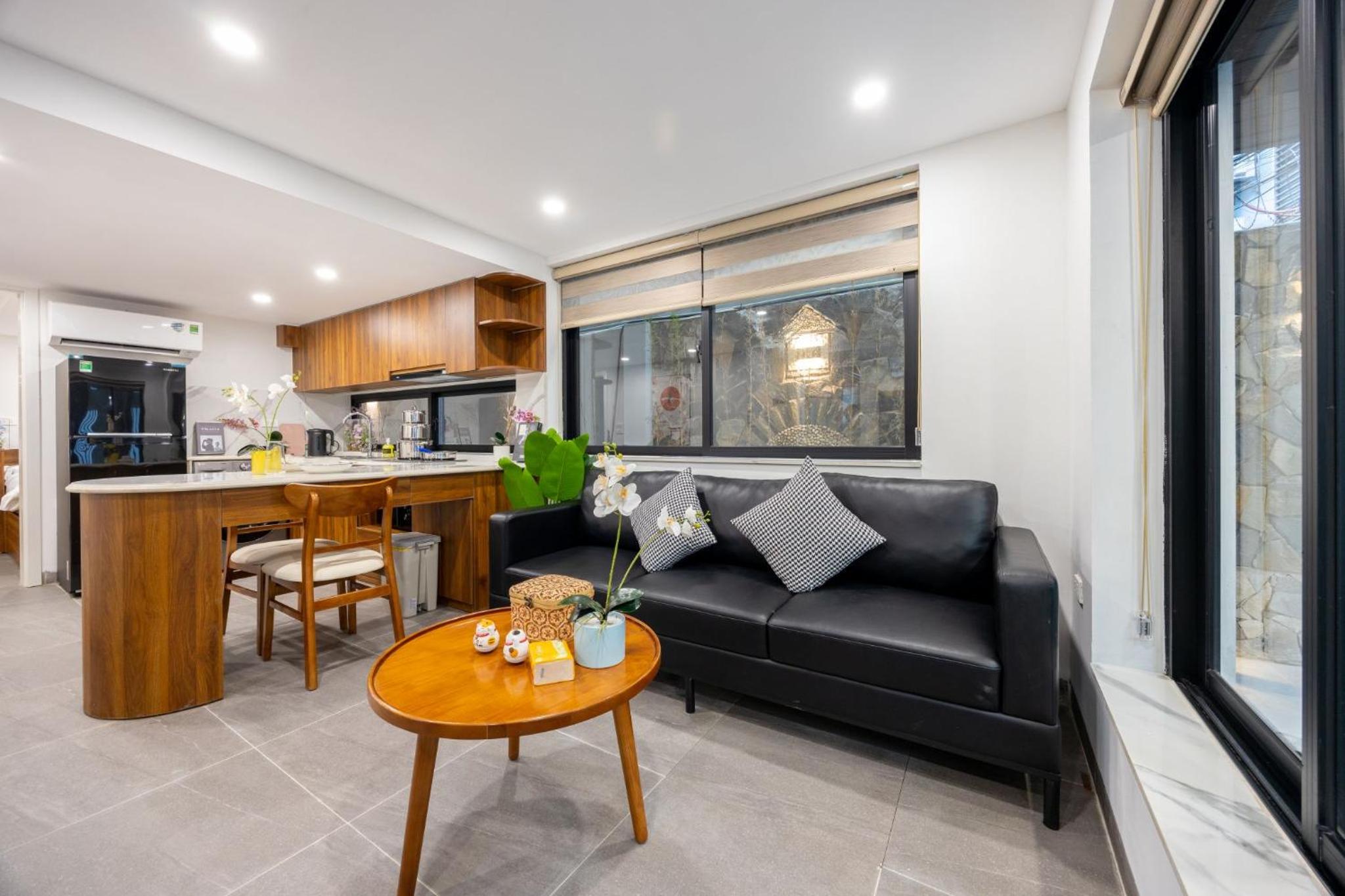 Urchin Apartment