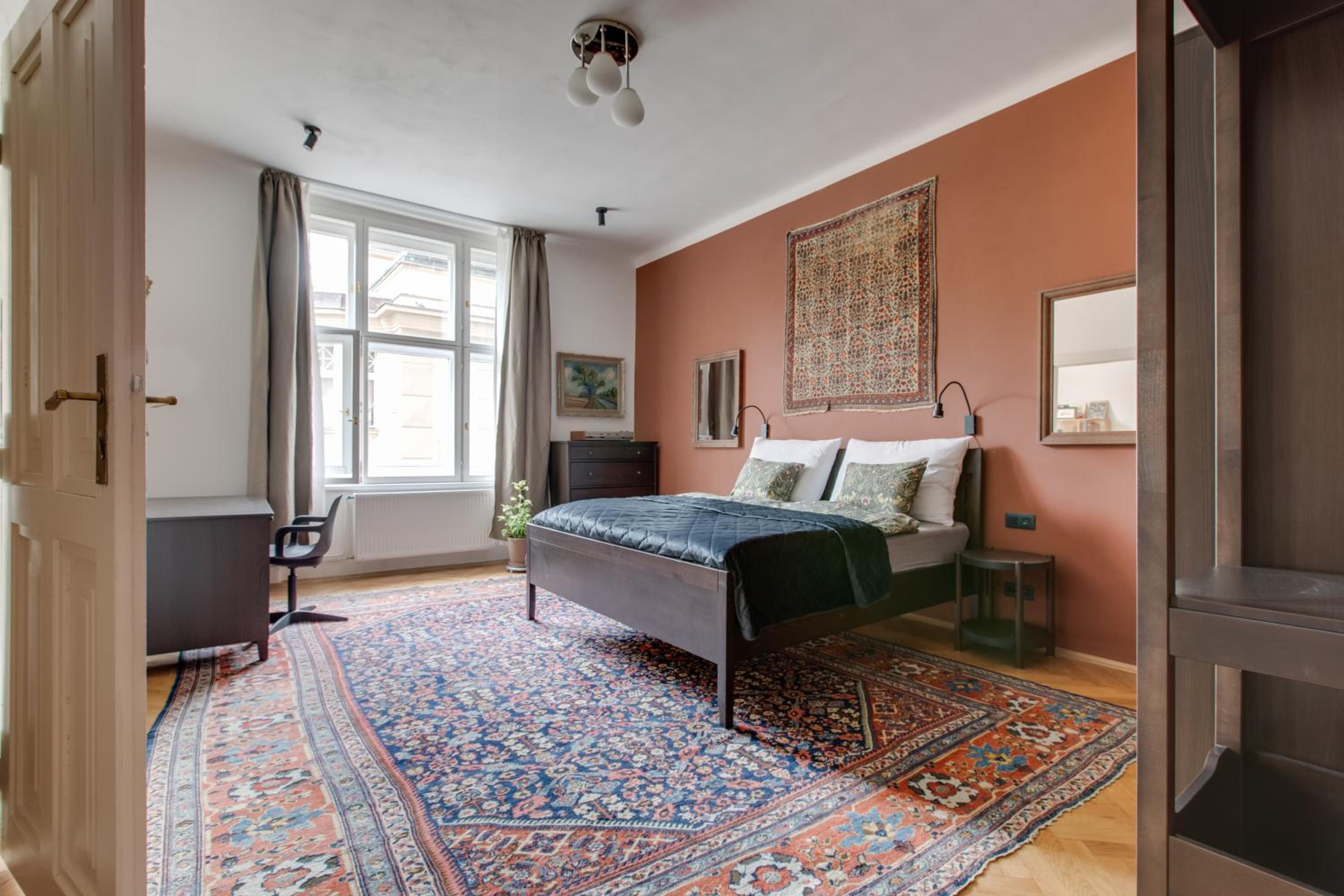 Prague Heart of Old Town Comfy Home 2BDR 2BATH