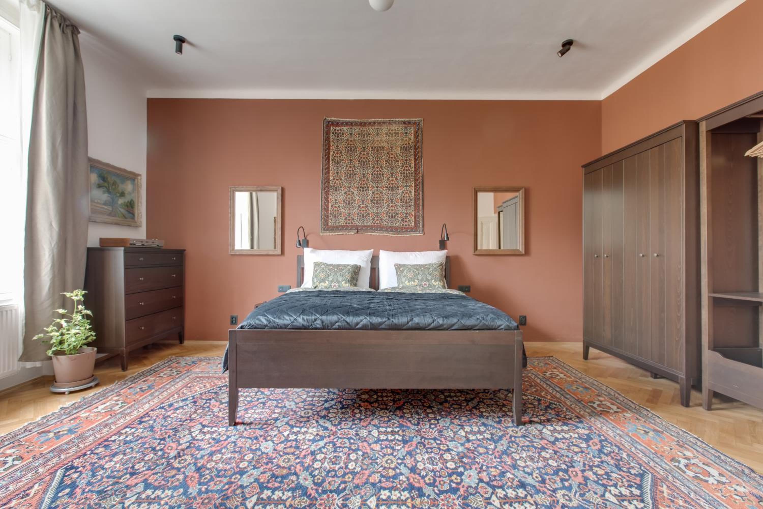 Prague Heart of Old Town Comfy Home 2BDR 2BATH