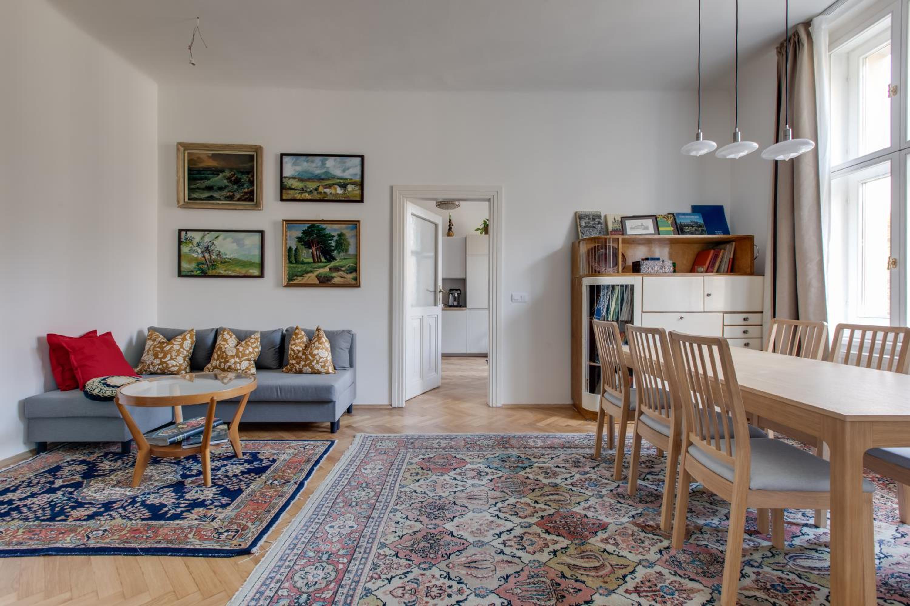 Prague Heart of Old Town Comfy Home 2BDR 2BATH
