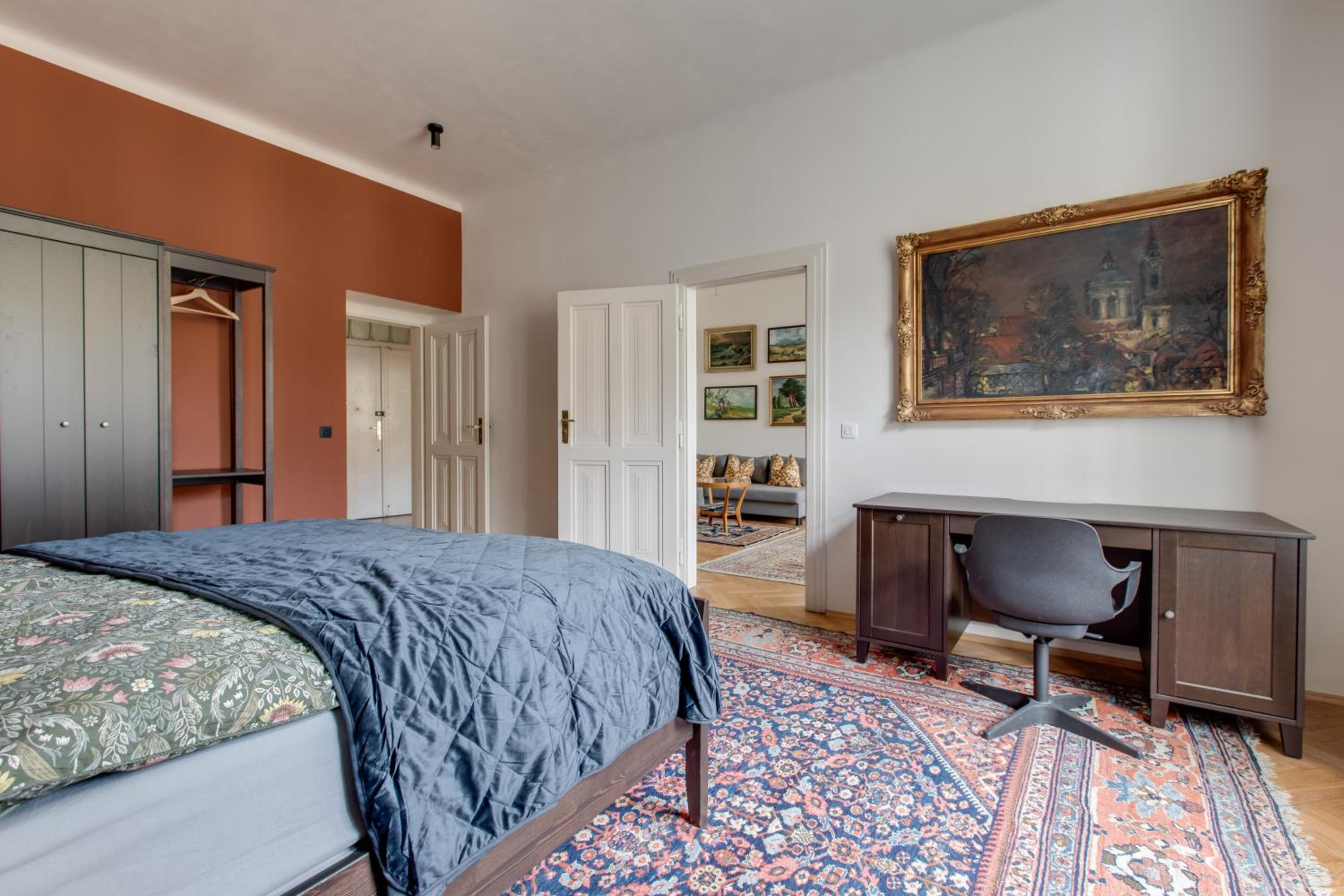 Prague Heart of Old Town Comfy Home 2BDR 2BATH