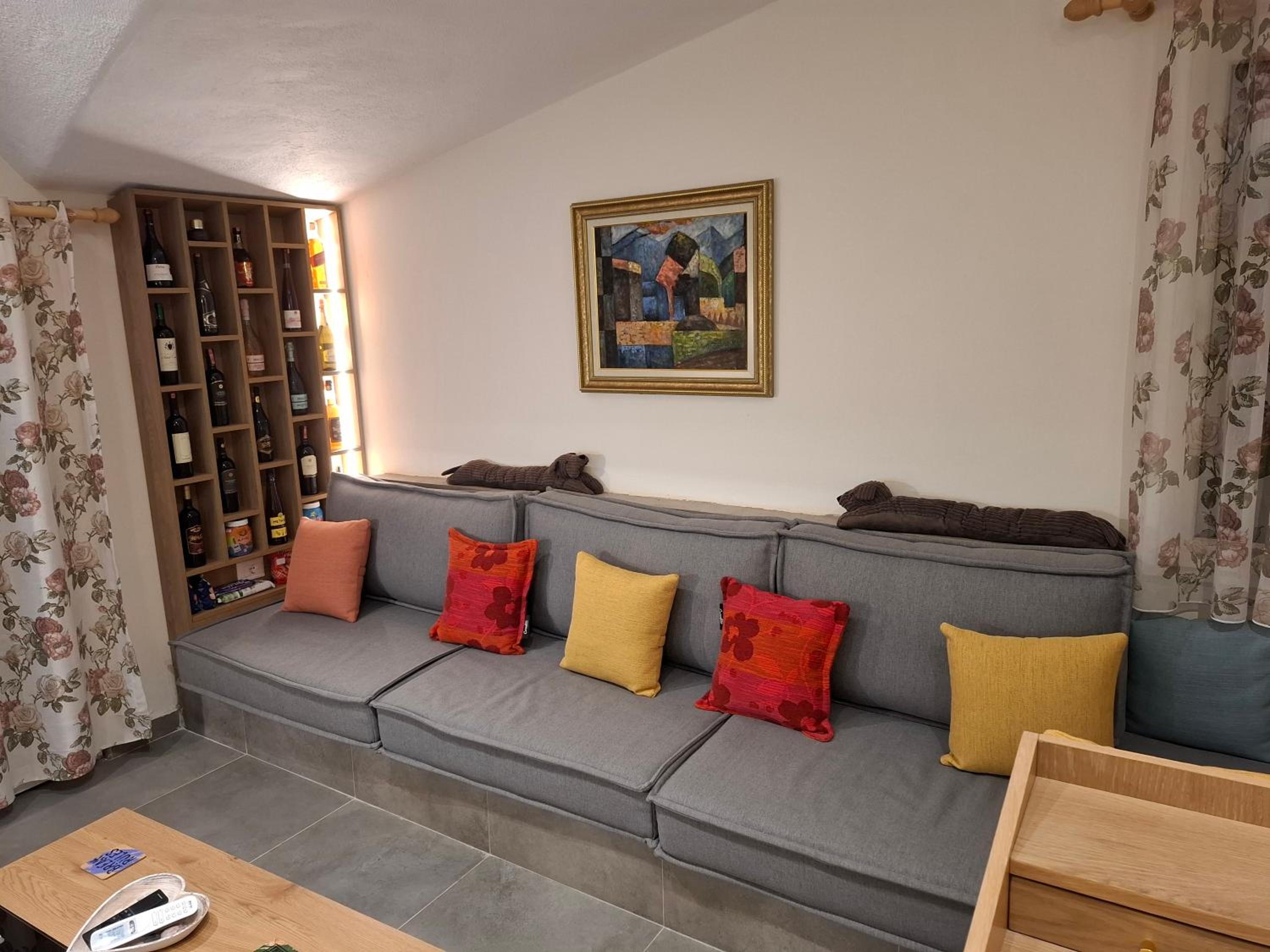 Domin Apartment, Golem, Durrës