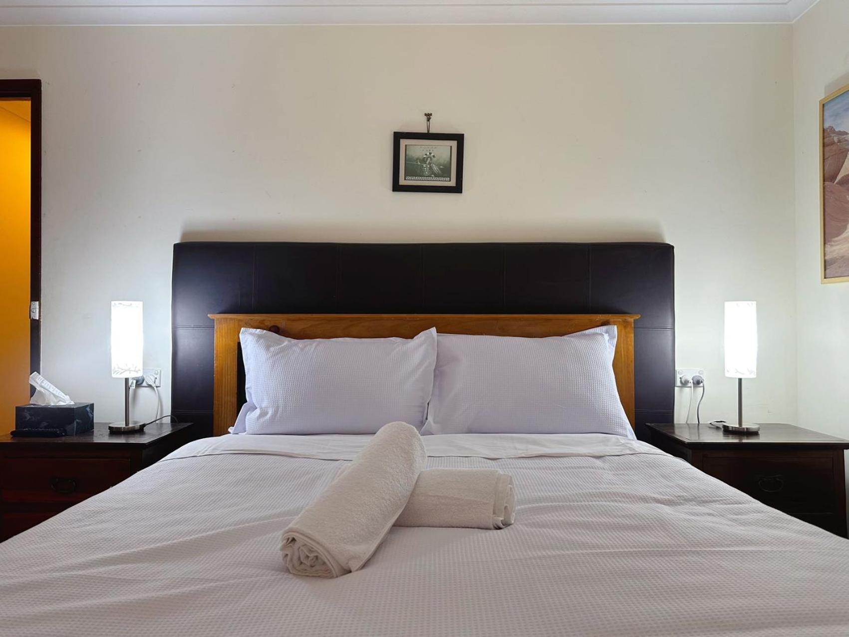 Seven Mile Beach House - 5 minutes to the Airport