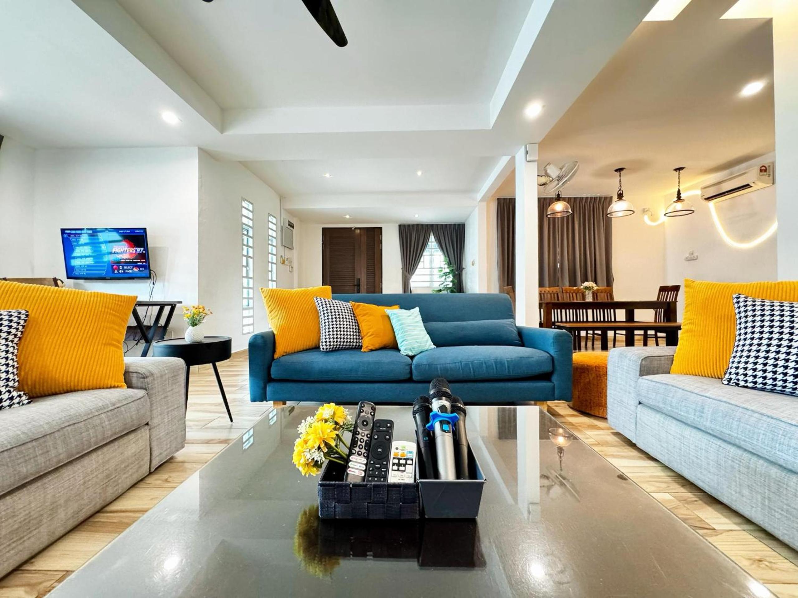i Homes Villa 2 - 5R6B Semi-D - 16 Pax - Karaoke - 5min to Ipoh Town photo 1