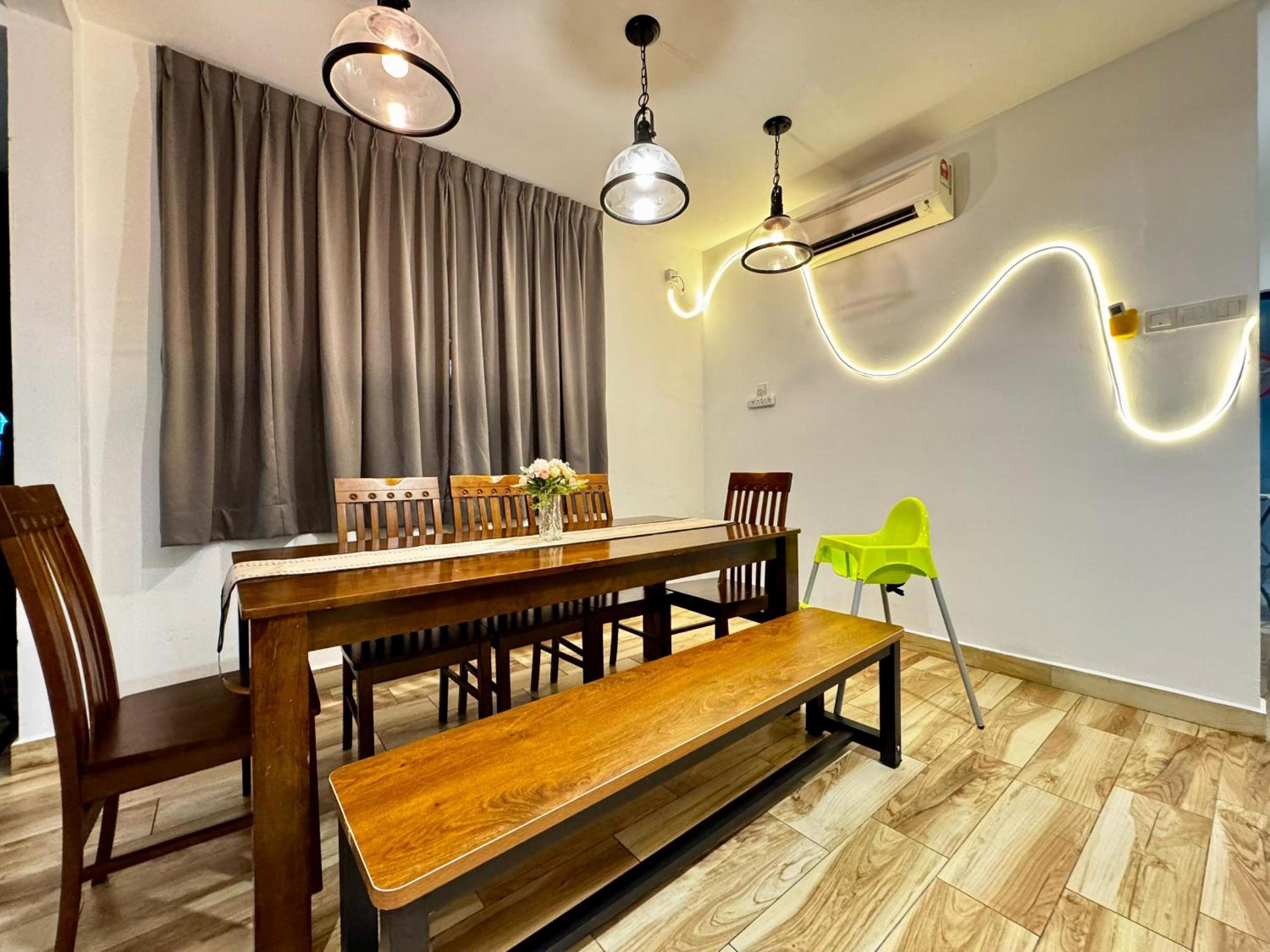 i Homes Villa 2 - 5R6B Semi-D - 16 Pax - Karaoke - 5min to Ipoh Town photo 3