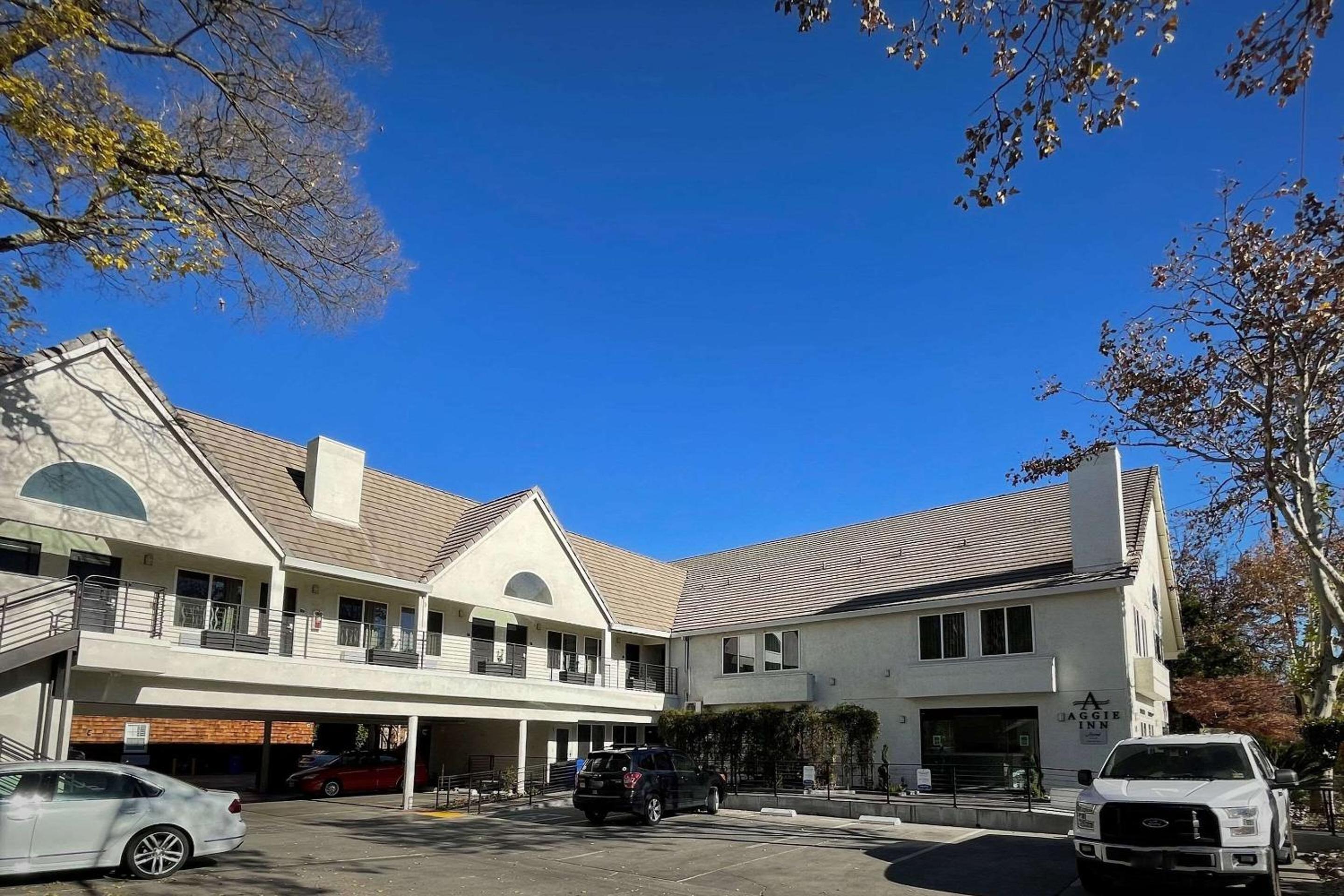 Aggie Inn, Ascend Hotel Collection - Property Image 12