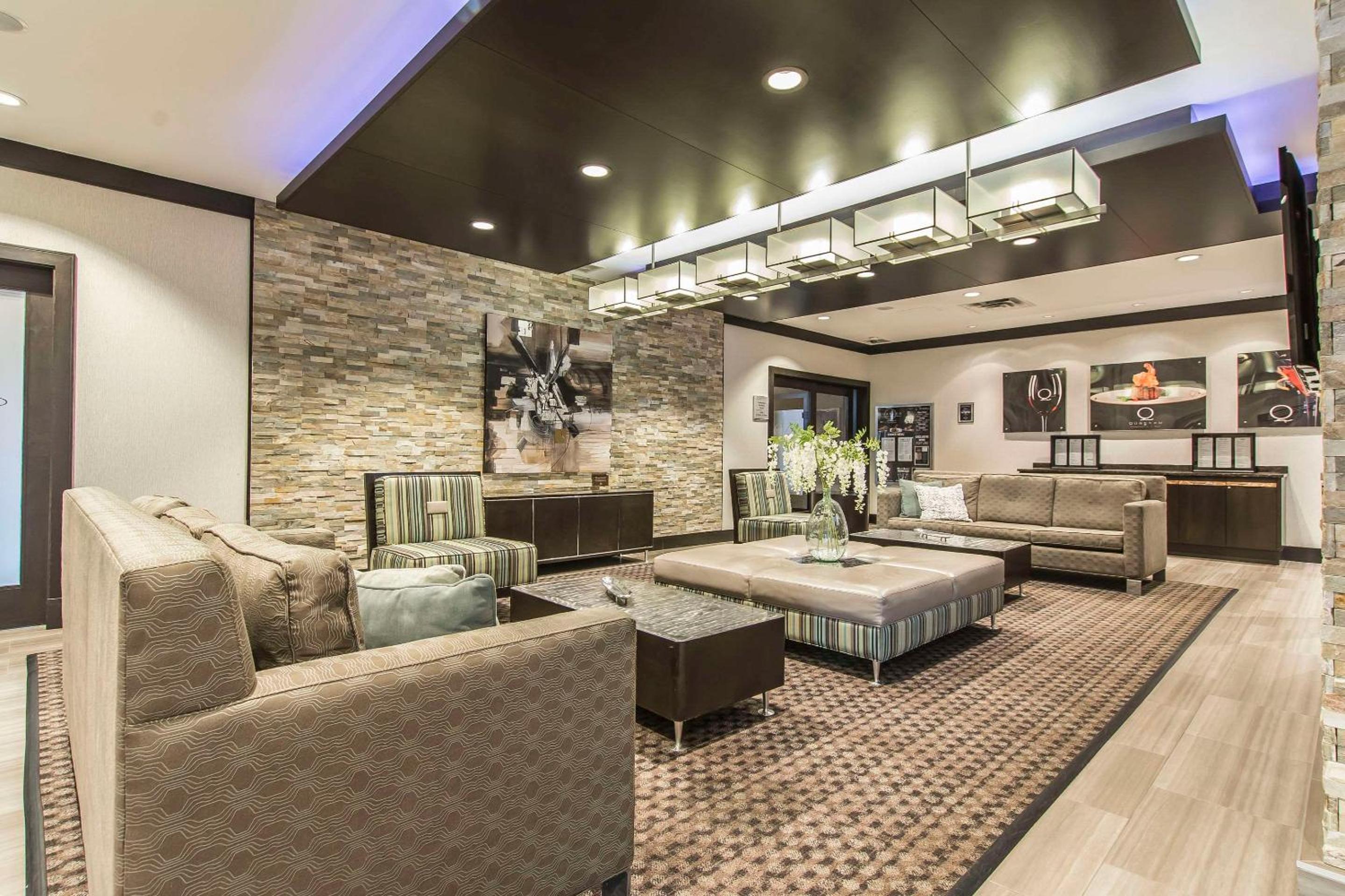 Quattro Hotel & Conf Centre, an Ascend Collection Hotel - Image 5