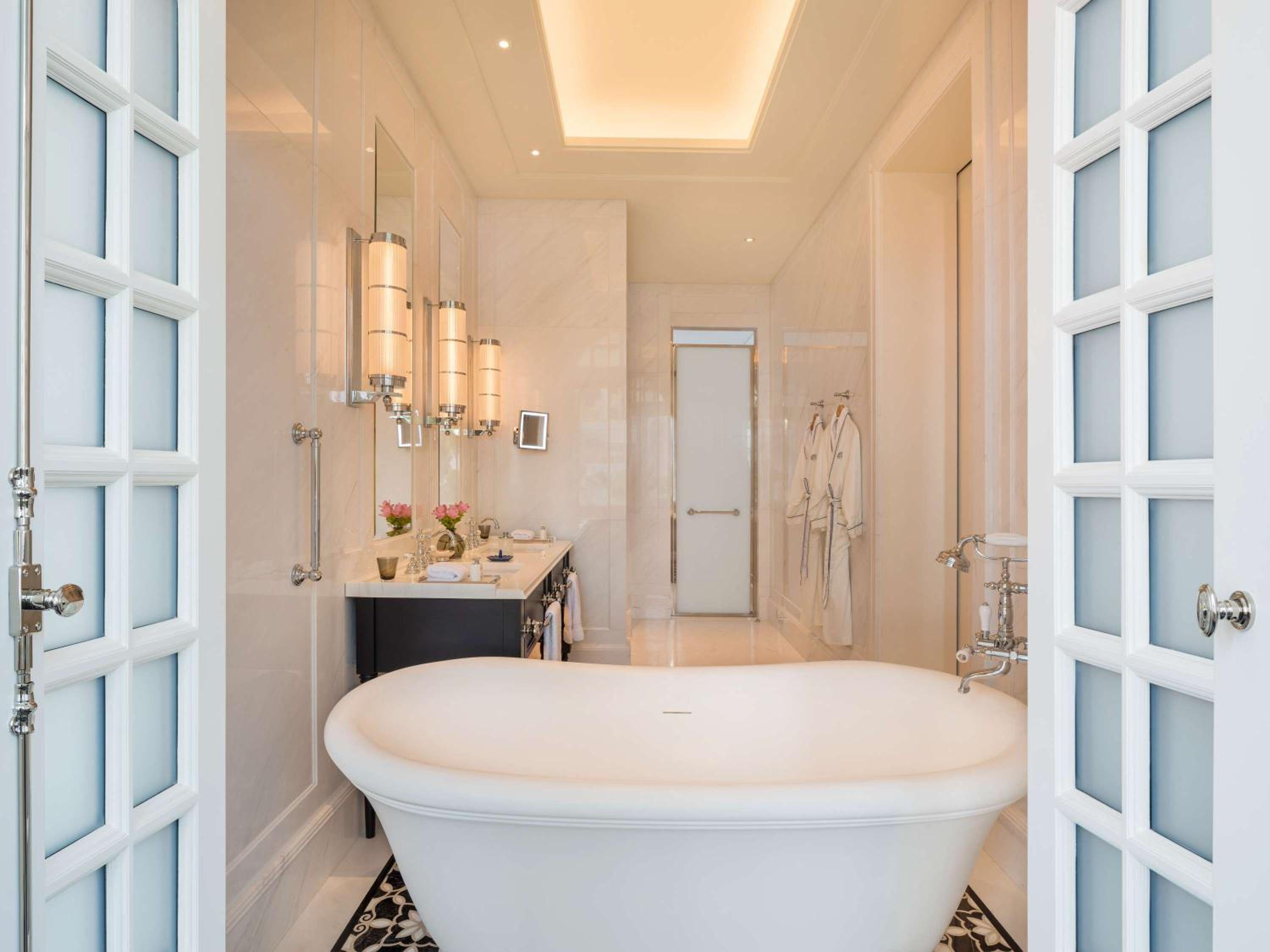 Raffles Singapore 20