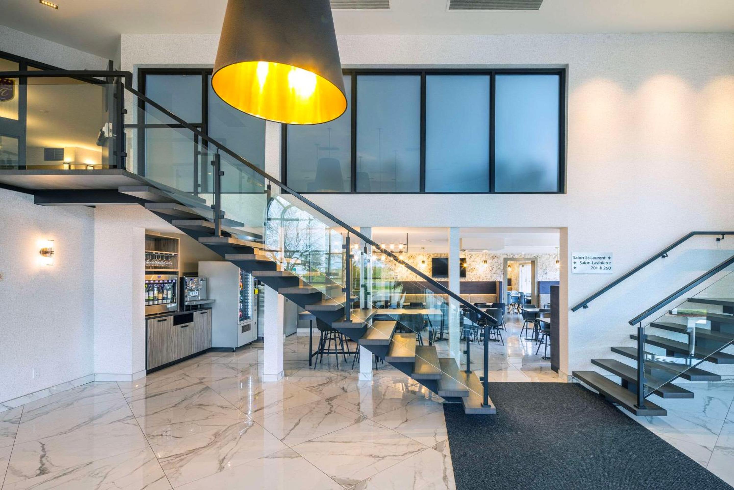 Trois-rivieres Vacations - Les Suites de Laviolette Ascend Hotel Collection - Property Image 6