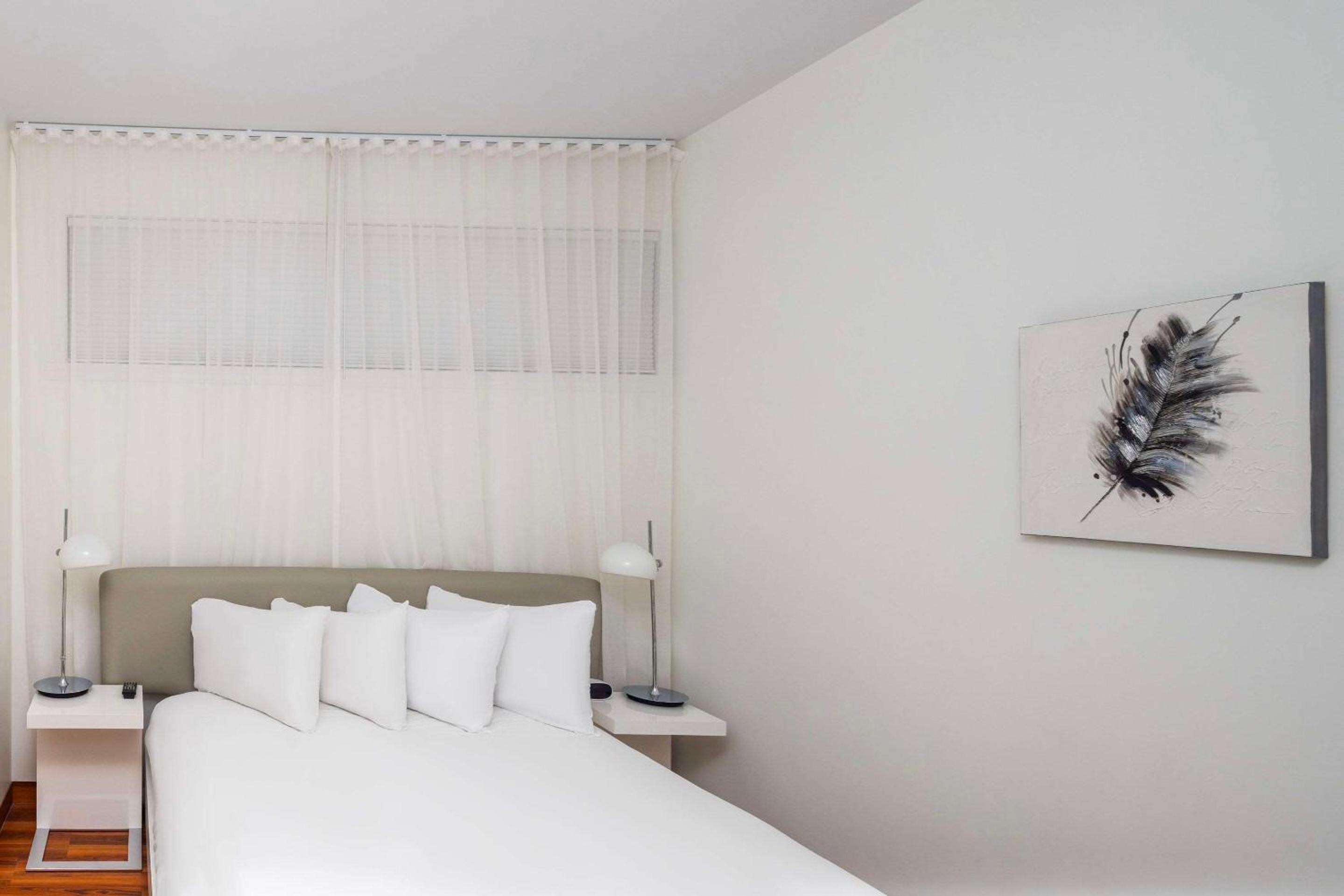 Trois-rivieres Vacations - Les Suites de Laviolette Ascend Hotel Collection - Property Image 24