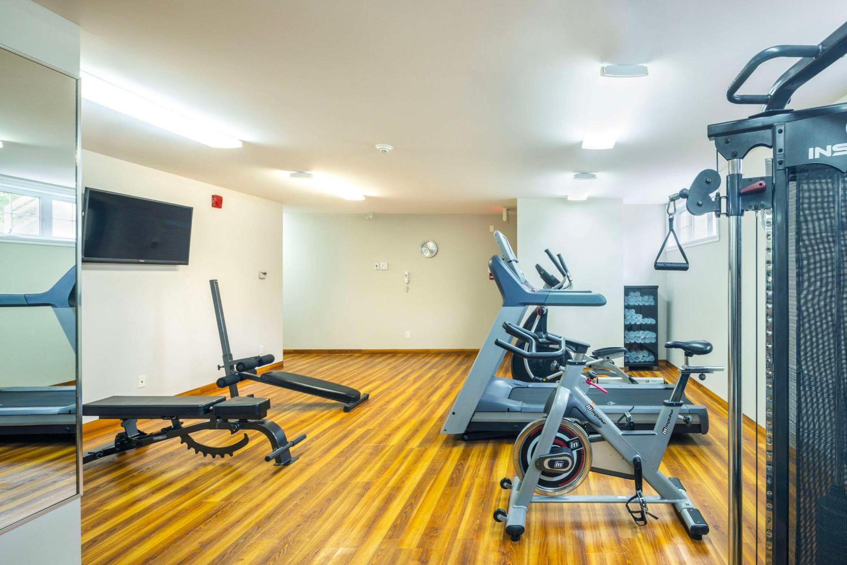 Trois-rivieres Vacations - Les Suites de Laviolette Ascend Hotel Collection - Property Image 31