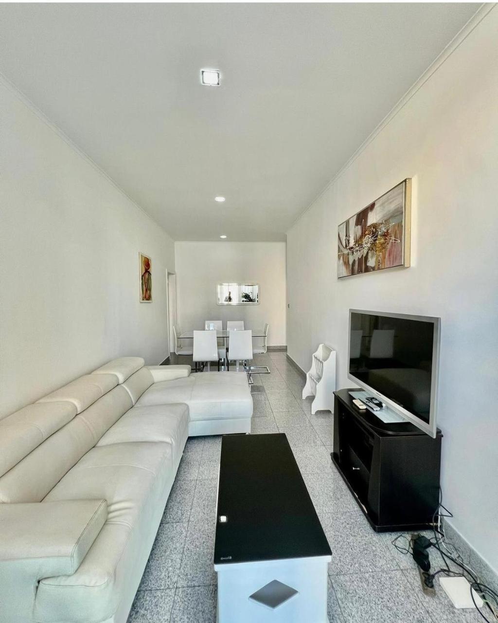 Cabral Moncada BNB