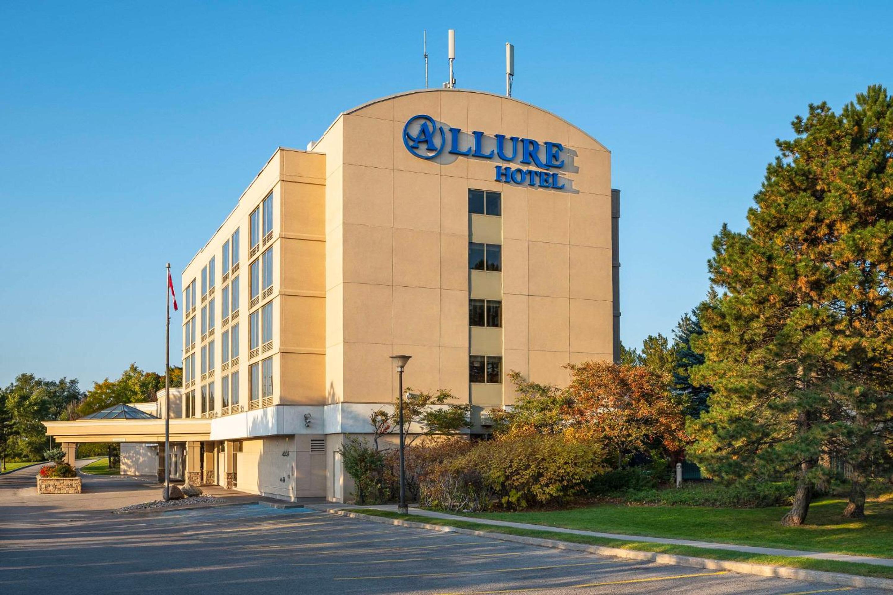 Barrie Vacations - Allure Hotel  Conference Centre, Ascend Hotel Collection - Property Image 43